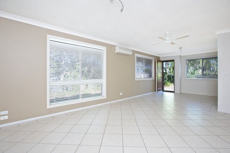 10 Hollywell Road, BIGGERA WATERS QLD 4216, Biggera Waters - Thumbnail 2