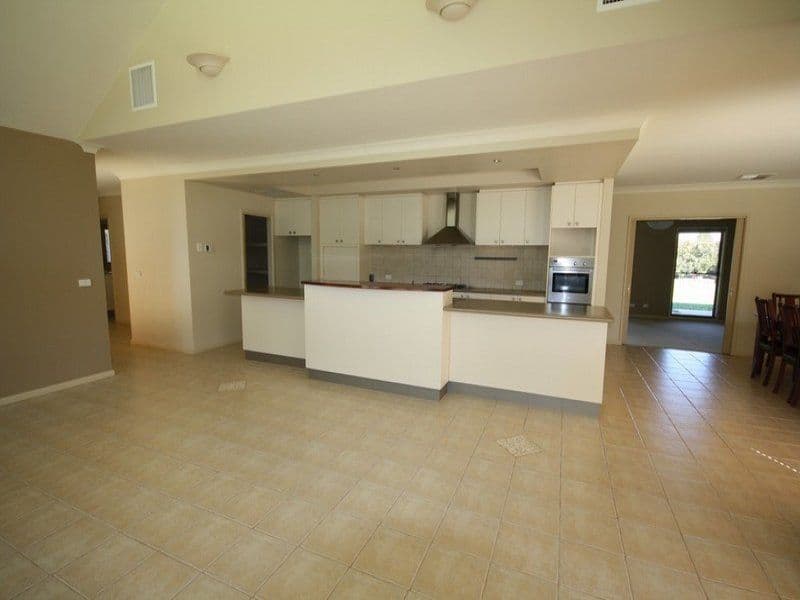 5 Ainsley Court, ECHUCA VIC 3564, Echuca - Thumbnail 8