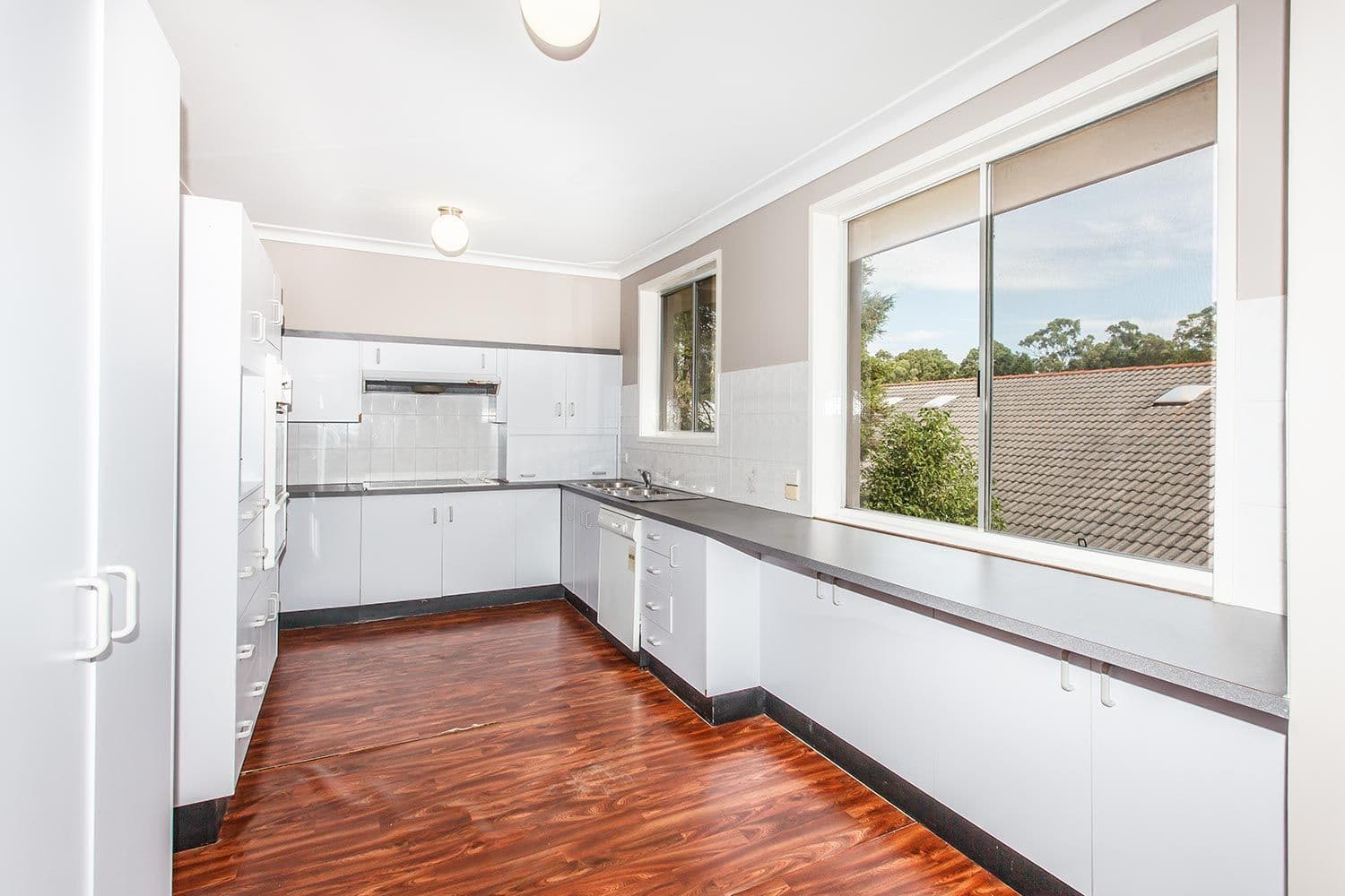 836 Macquarie Drive, CROUDACE BAY NSW 2280, Croudace Bay - Thumbnail 3