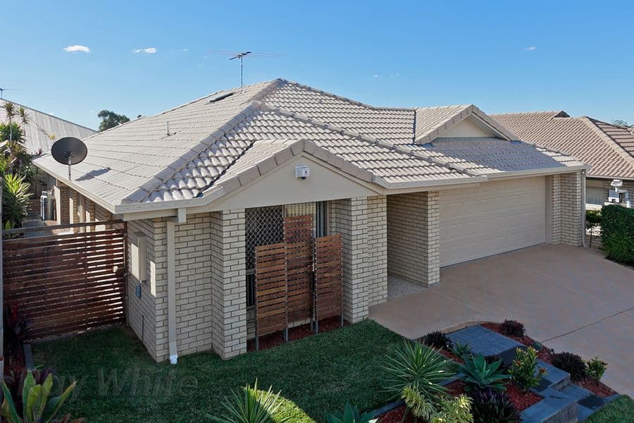 58 Lloyd Bird Crescent, SPRINGFIELD LAKES QLD 4300, Springfield Lakes - Thumbnail 2