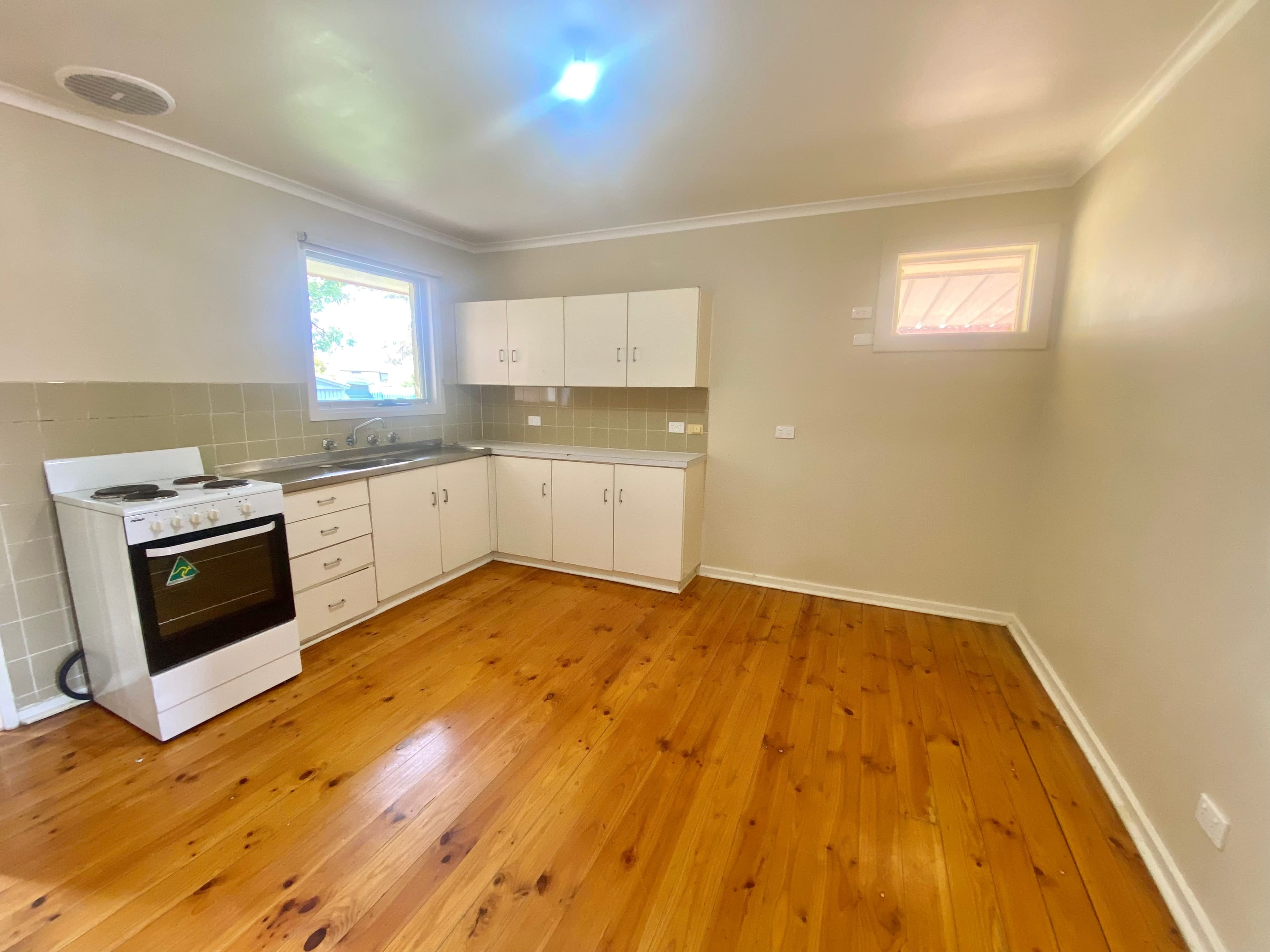 8 Higginson Street, Port Augusta SA 5700, Port Augusta - Thumbnail 3