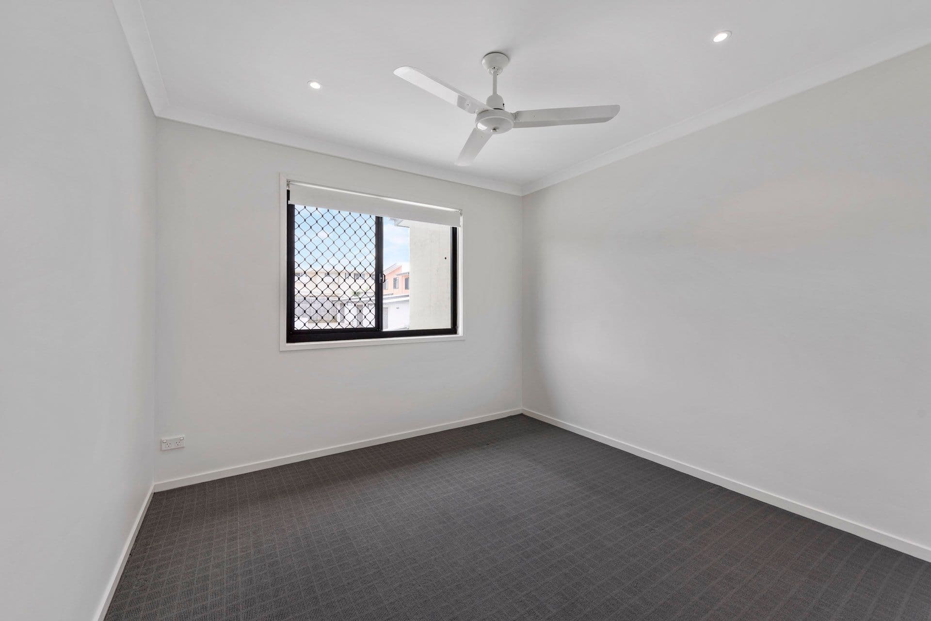 1 Slater Avenue, Lawnton QLD 4501, Lawnton - Thumbnail 7