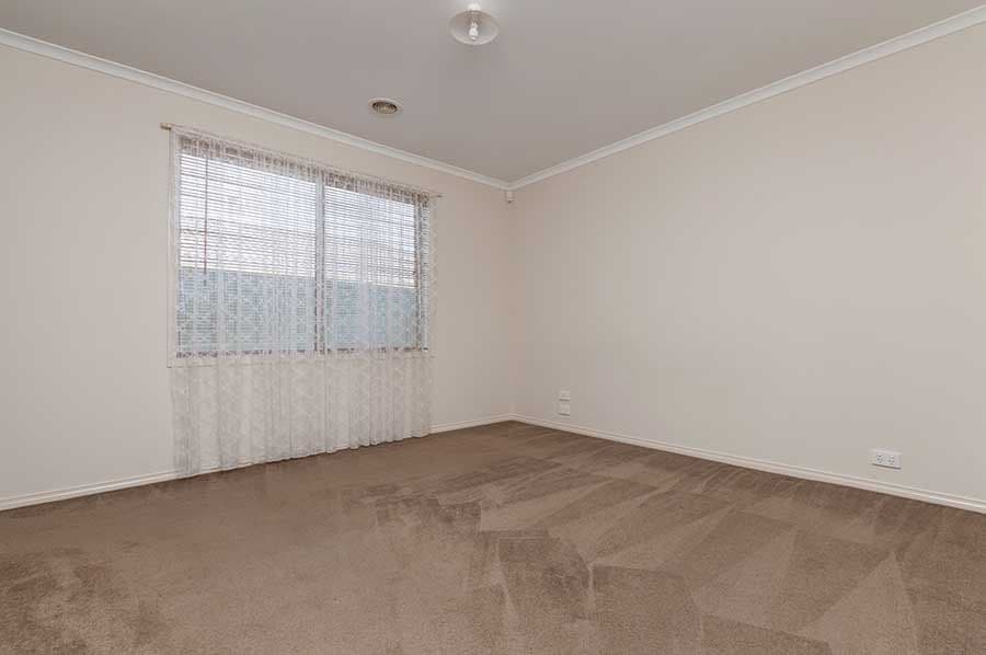 28 Hurlingham Way, Craigieburn VIC 3064, Craigieburn - Thumbnail 5