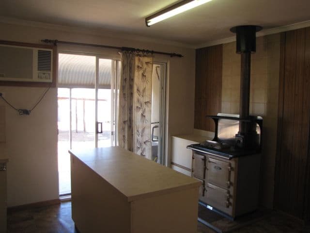 307 Hoskin Road, BERRI SA 5343, Berri - Thumbnail 2