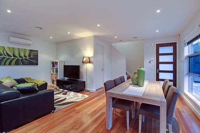 10 Epstein Street, RESERVOIR VIC 3073, Reservoir - Thumbnail 3