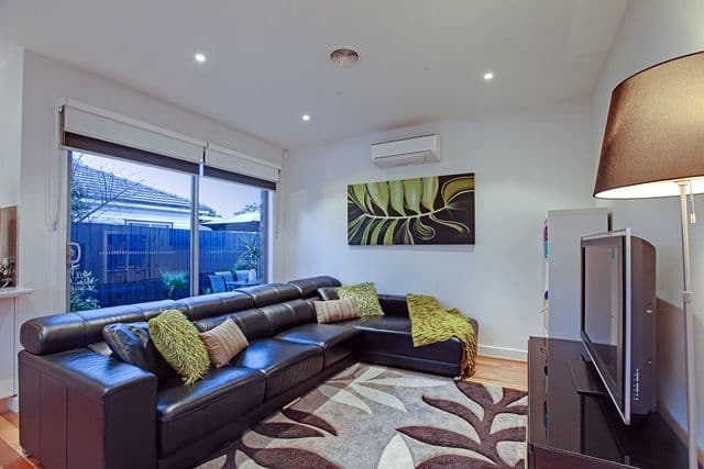 10 Epstein Street, RESERVOIR VIC 3073, Reservoir - Thumbnail 5