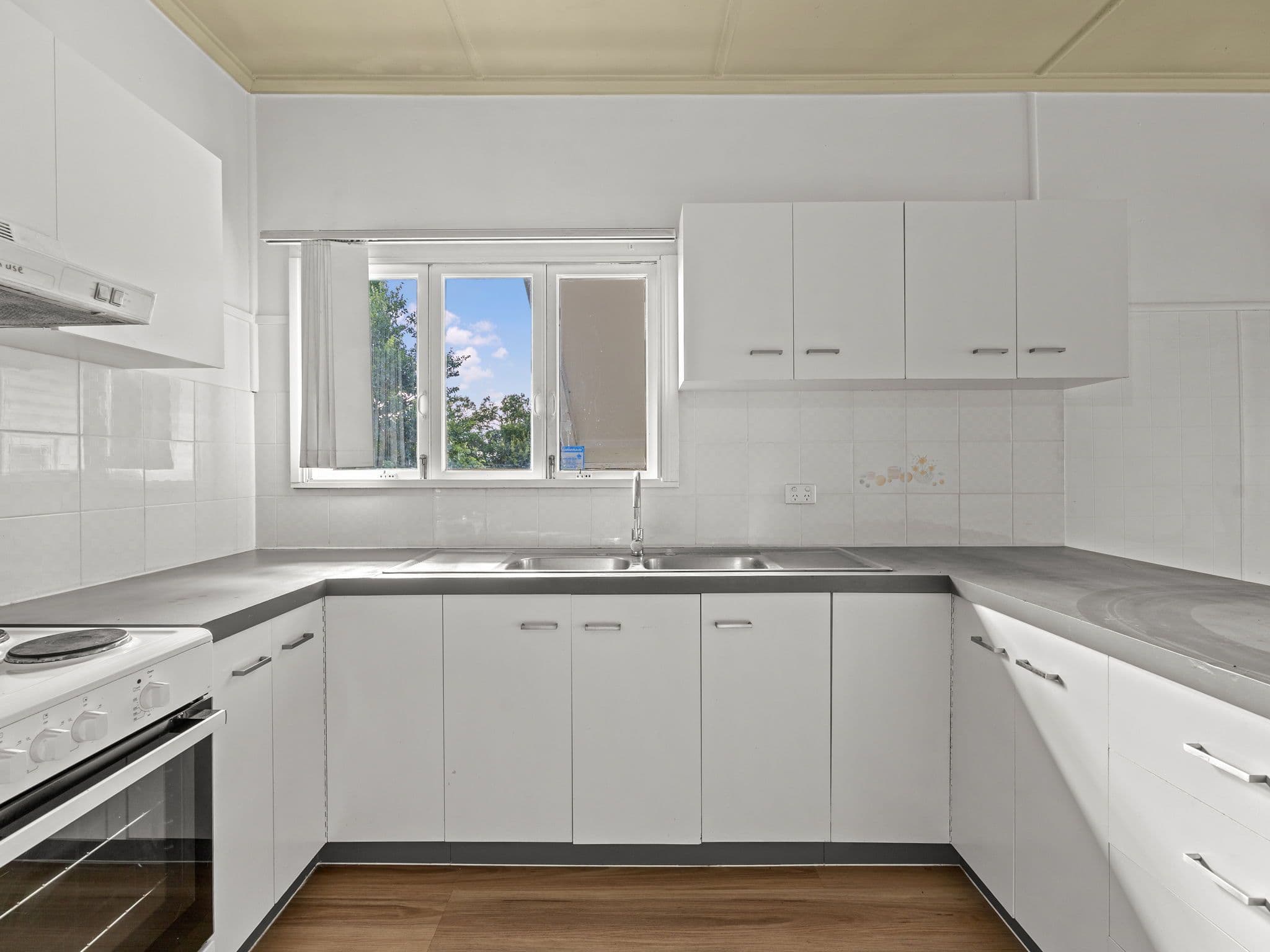 28 Wattle Street, North Booval QLD 4304, North Booval - Thumbnail 7