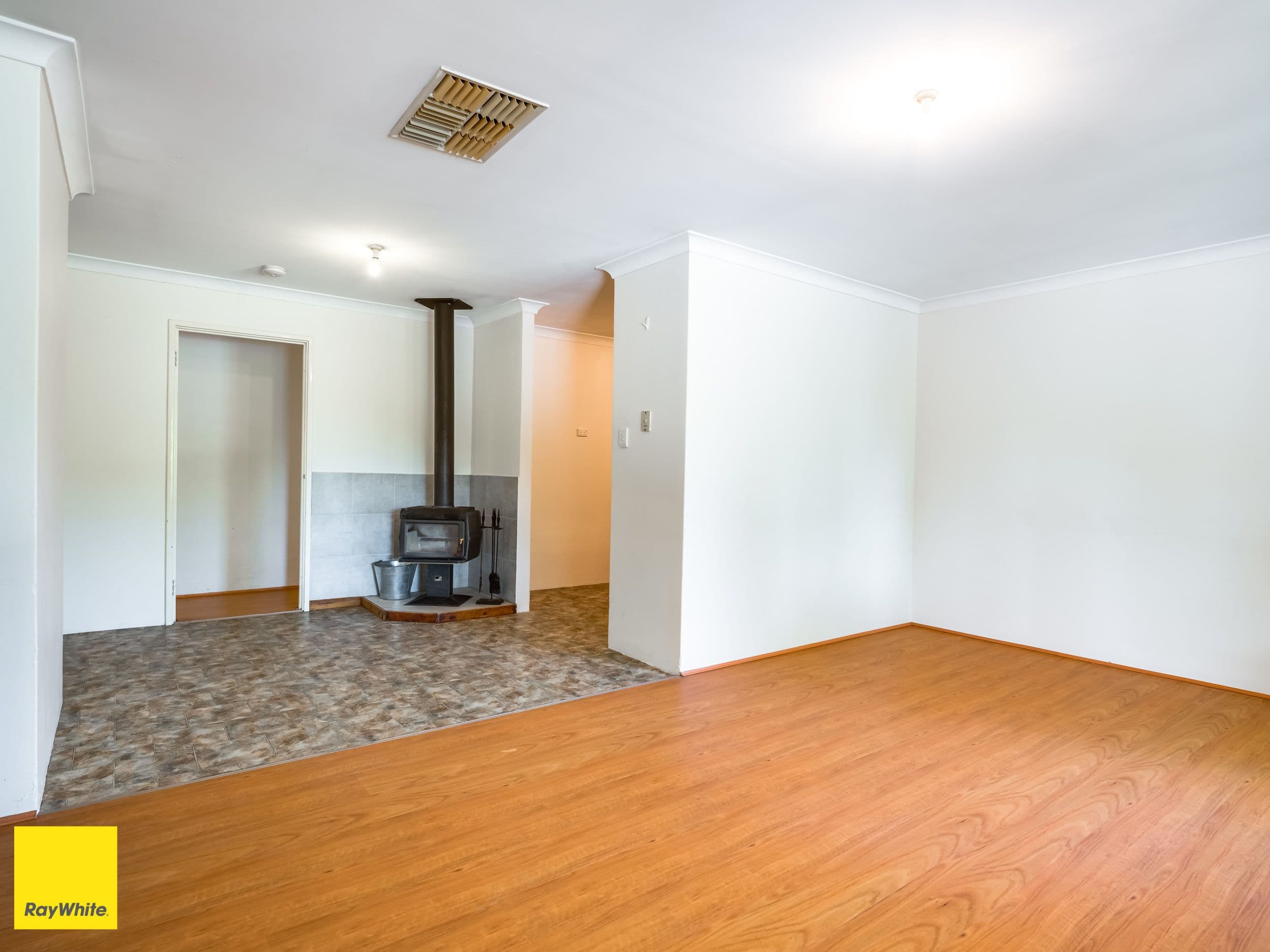 14 Oakleaf Circle, Mirrabooka WA 6061, Mirrabooka - Thumbnail 4