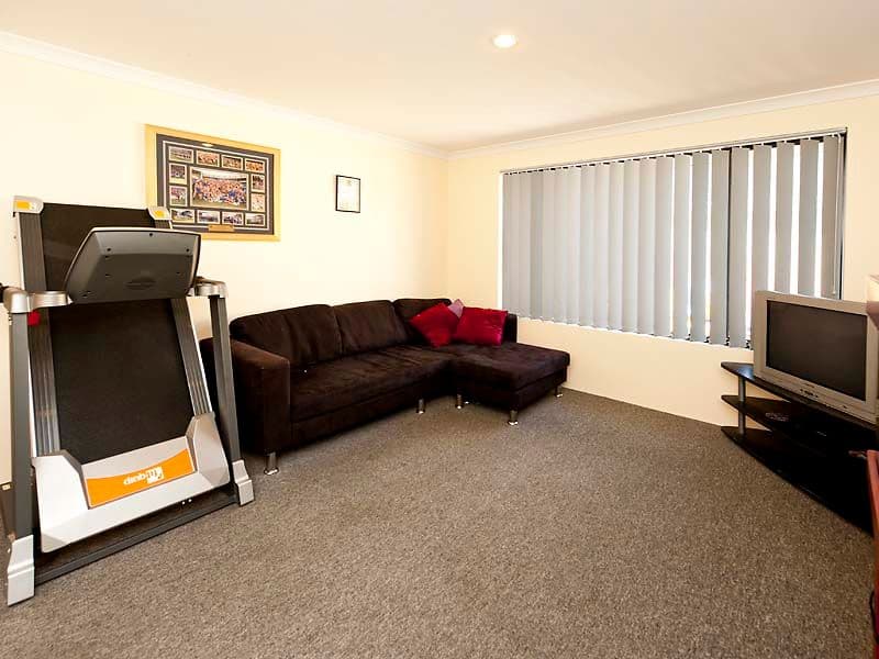 10 Ostling Avenue, BERTRAM WA 6167, Bertram - Thumbnail 3