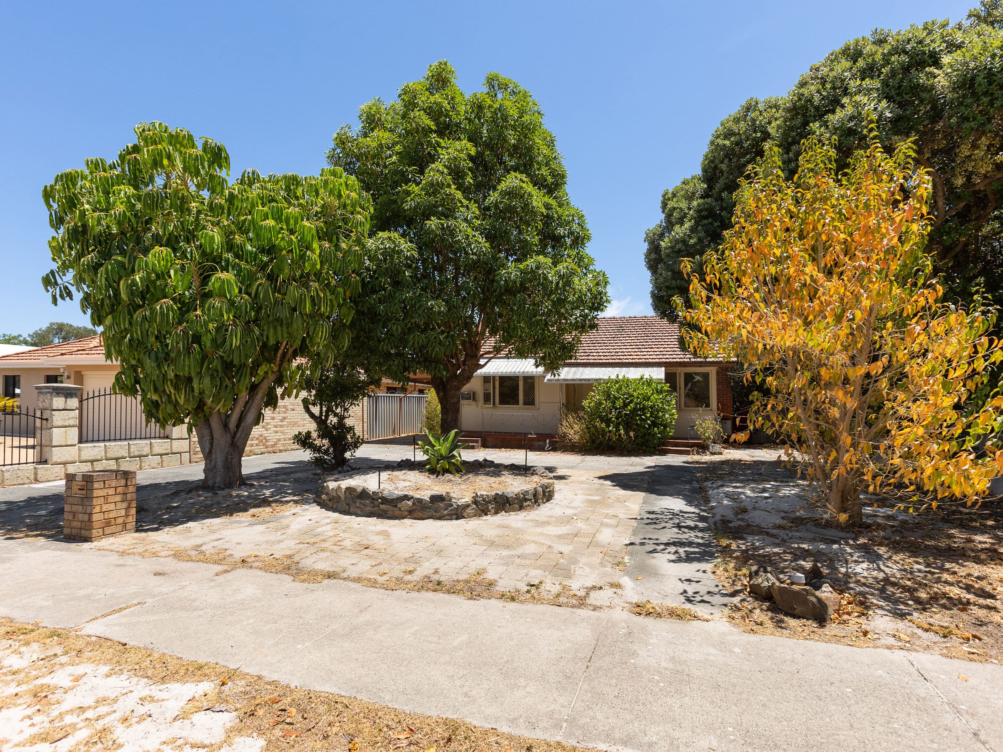 19 Reen Street, St James WA 6102, St James - Thumbnail 2