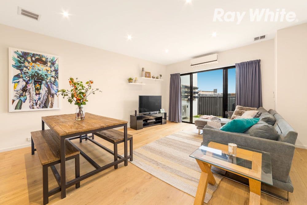 12 Paloma Court, Bundoora VIC 3083, Bundoora - Thumbnail 2