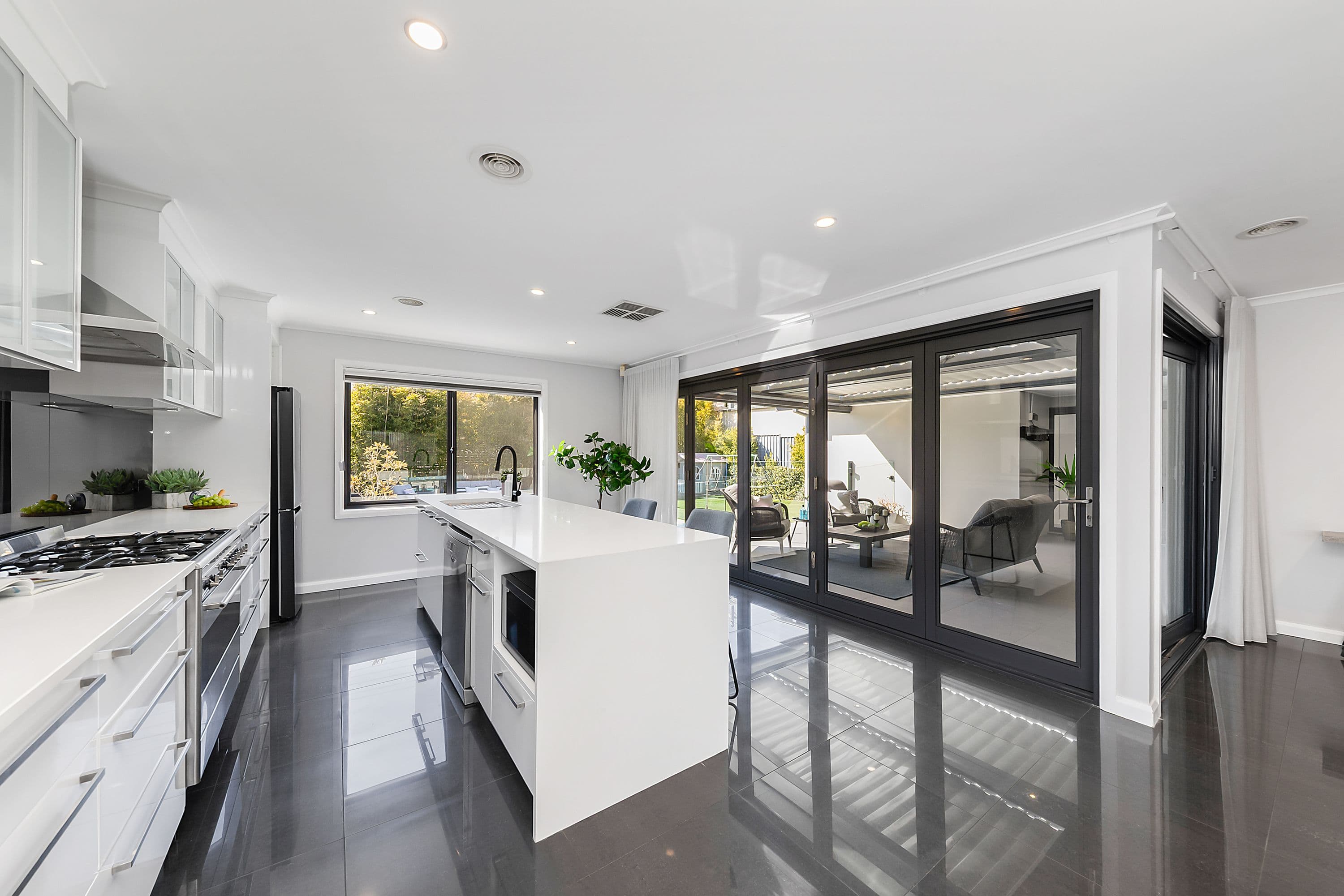 19 Scarlett Street, Melba ACT 2615, Melba - Thumbnail 8