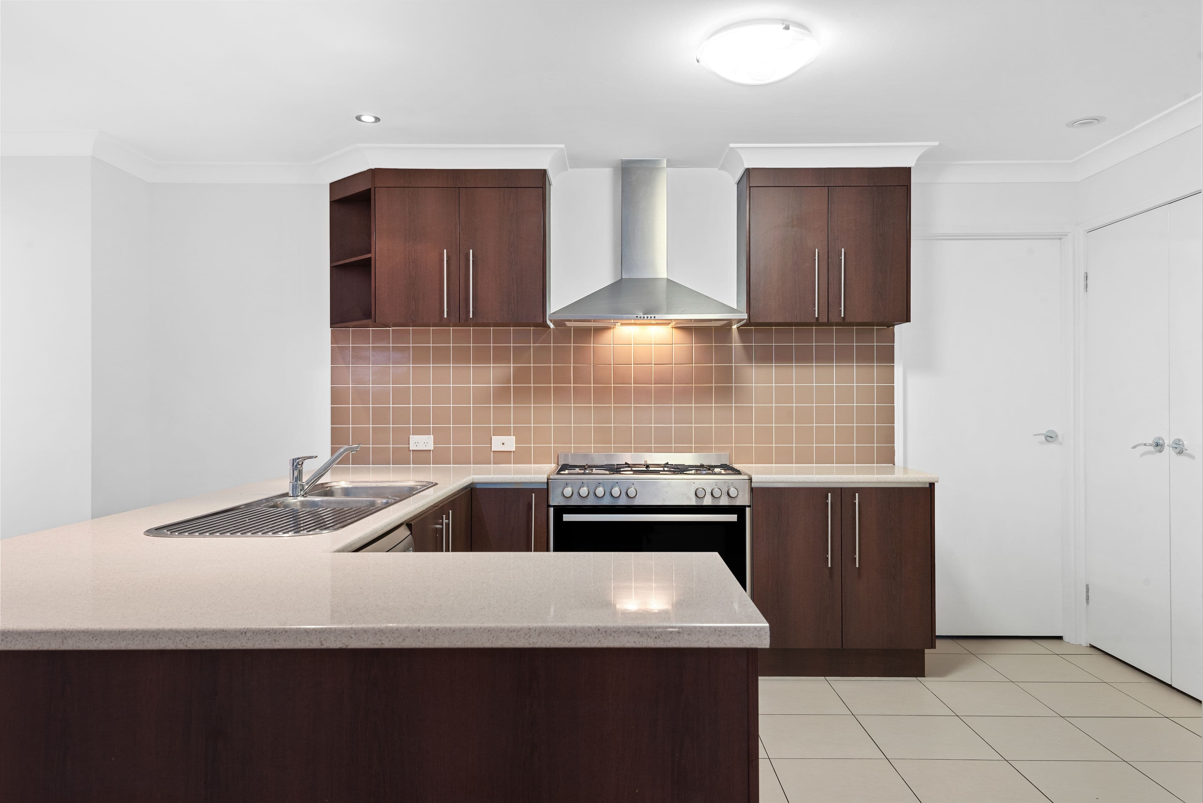 60 Collett Street, Eight Mile Plains QLD 4113, Eight Mile Plains - Thumbnail 2