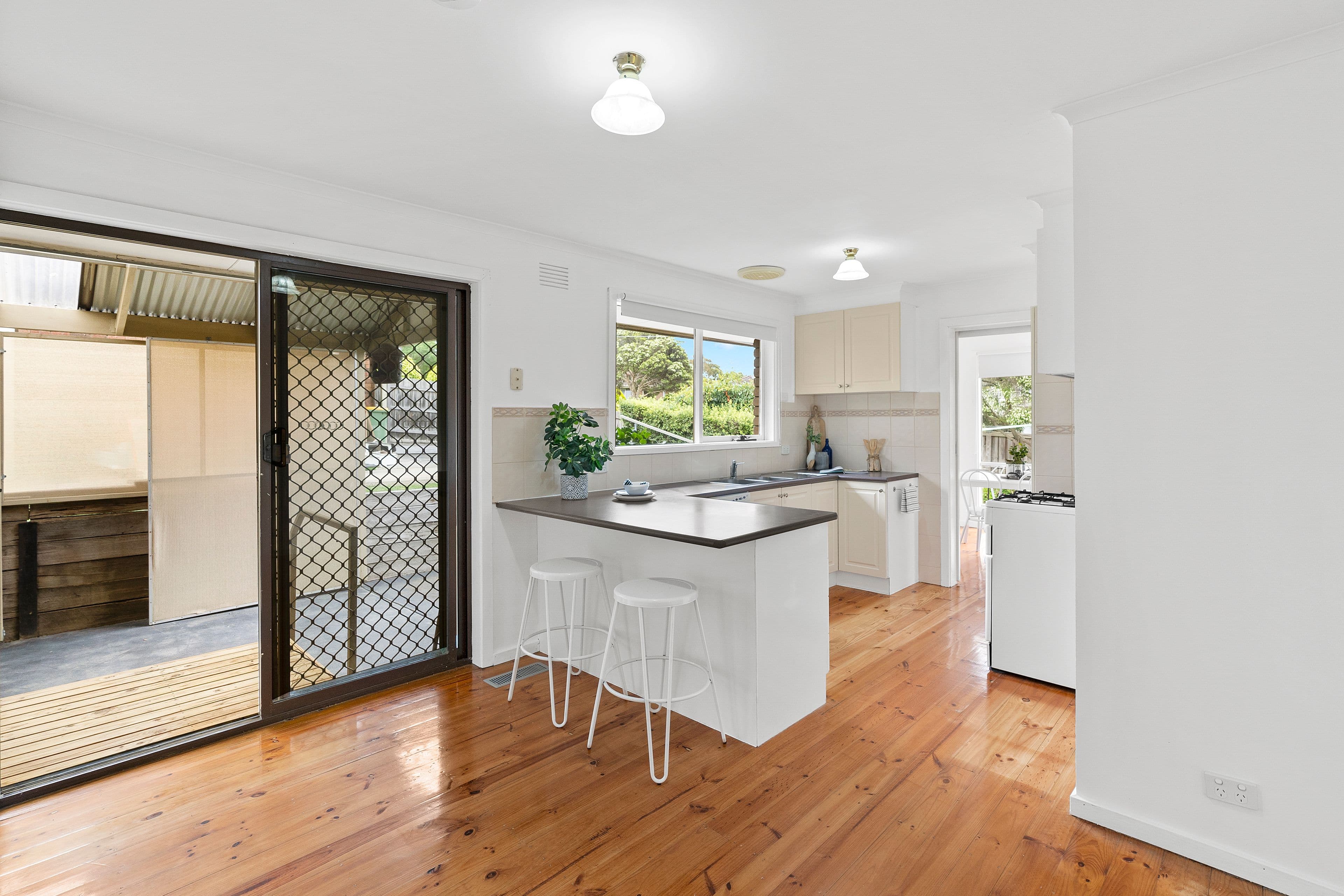 14 Levendale Avenue, Mooroolbark VIC 3138, Mooroolbark - Thumbnail 4