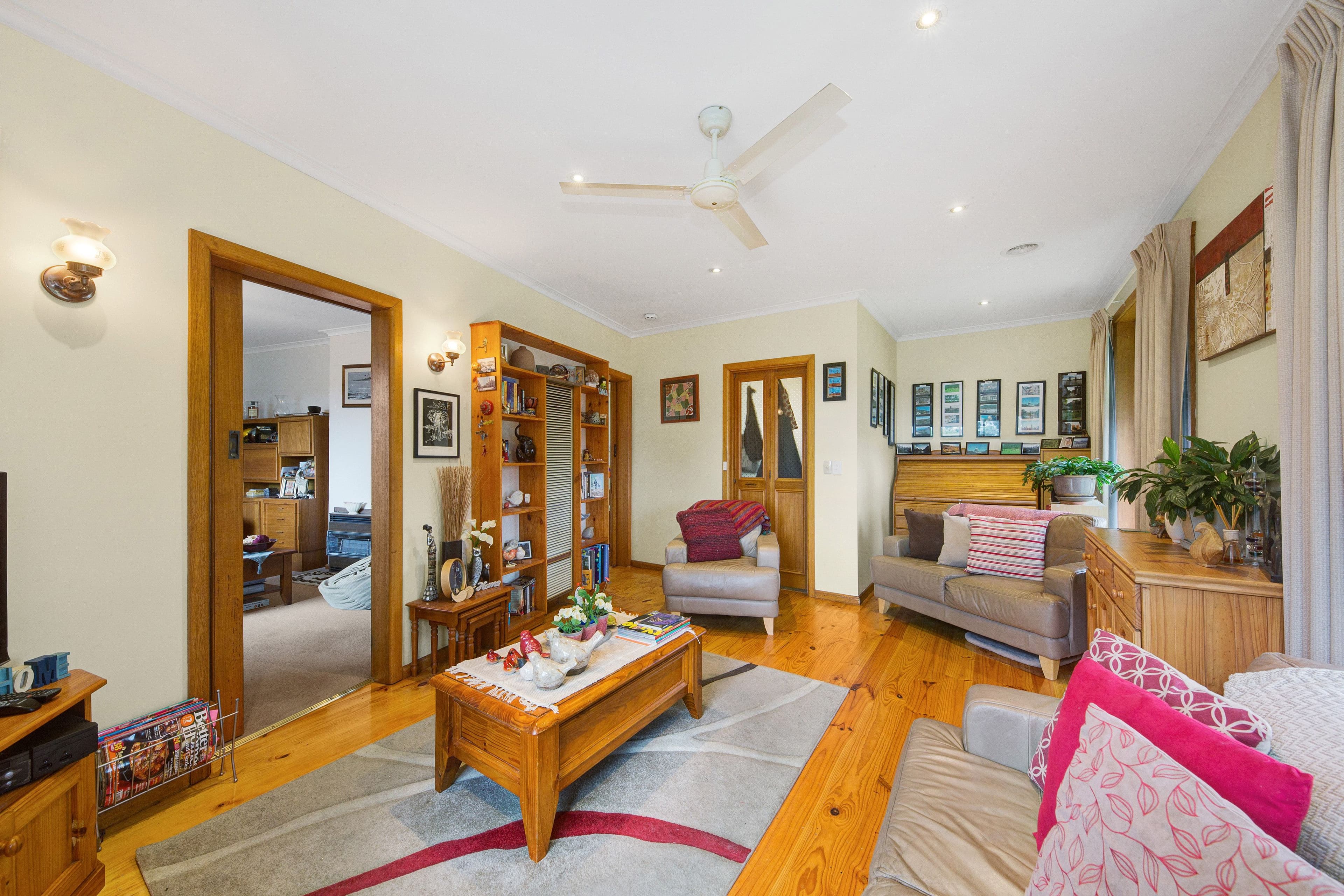 18 Harold Street, Wendouree VIC 3355, Wendouree - Thumbnail 3