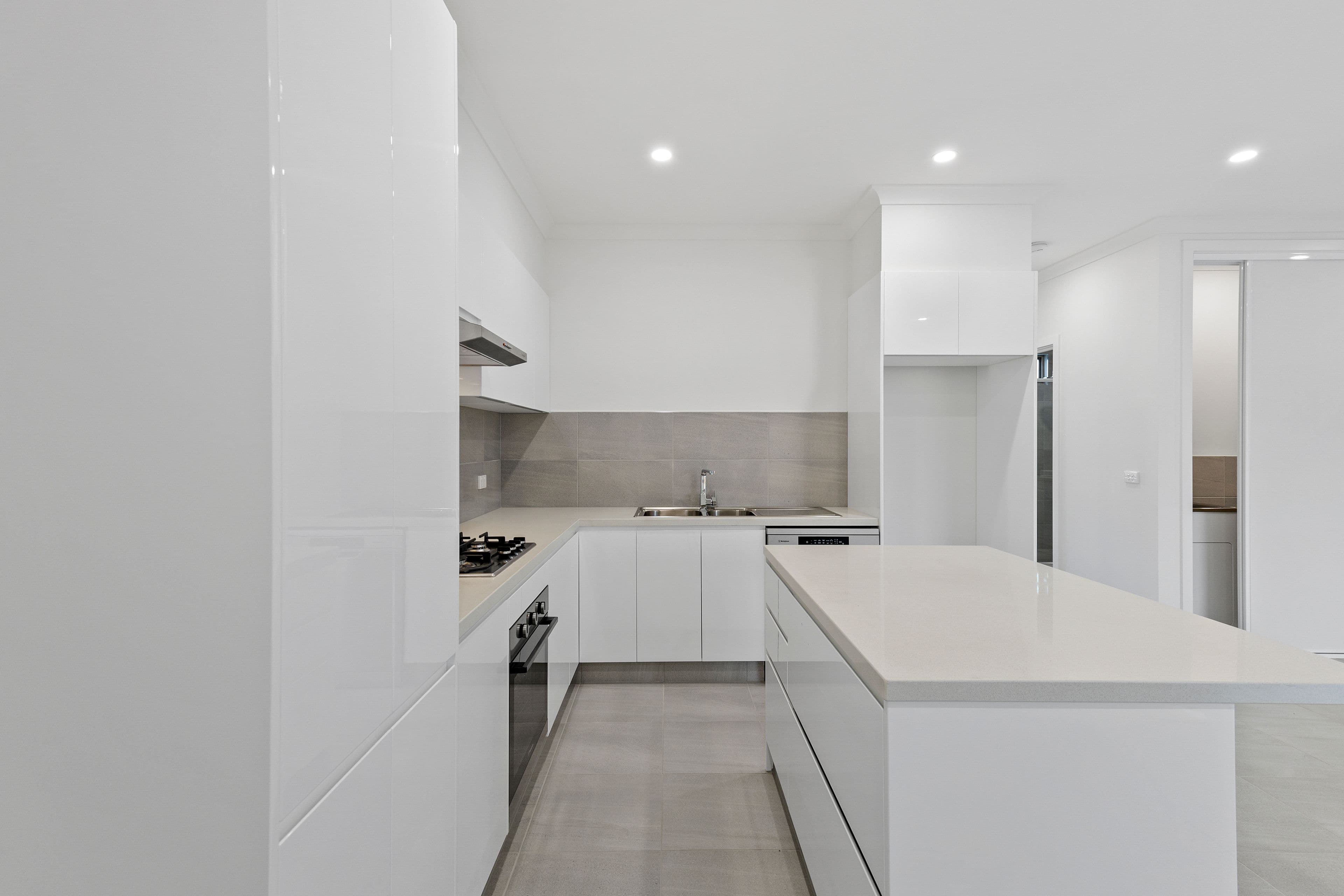 2 Kevin Court, Kilsyth VIC 3137, Kilsyth - Thumbnail 3