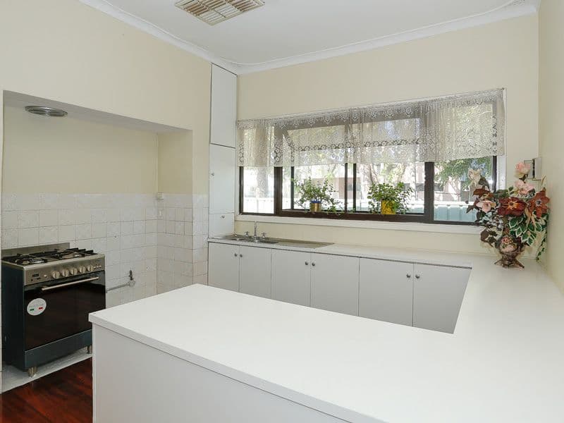 42 Kidman Avenue, South Guildford WA 6055, South Guildford - Thumbnail 7