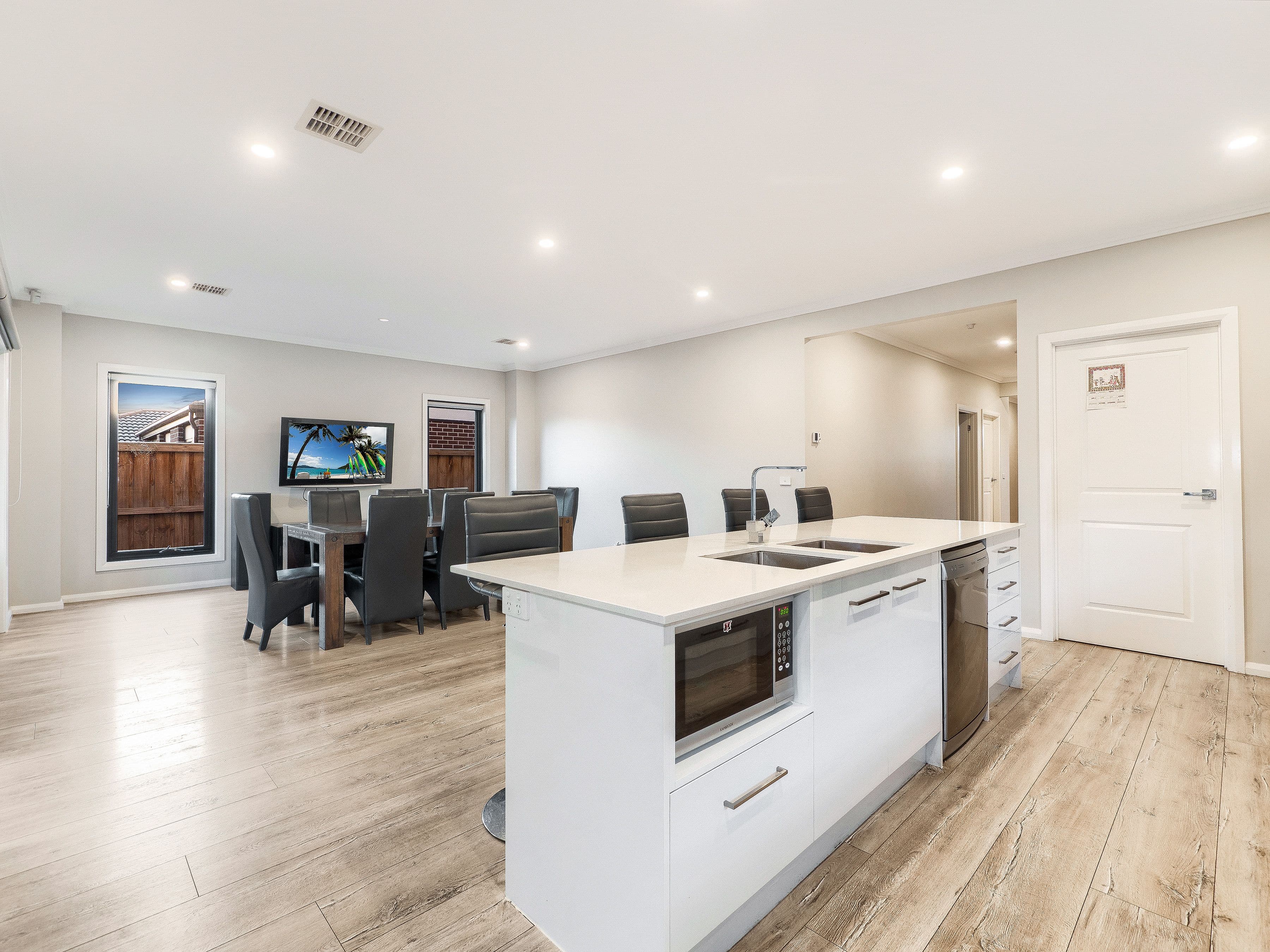 40 Erindale Street, Cranbourne West VIC 3977, Cranbourne West - Thumbnail 8