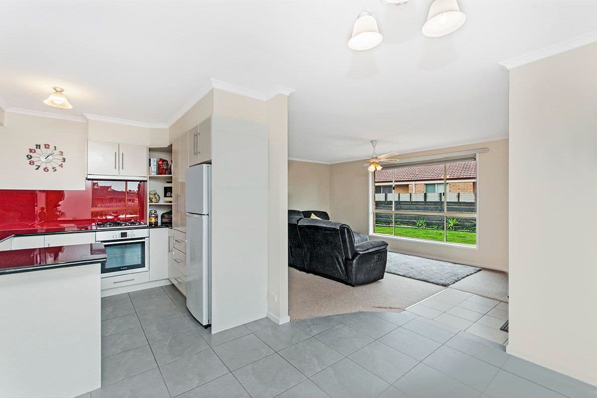 5 Caroville Drive, Warrnambool VIC 3280, Warrnambool - Thumbnail 4
