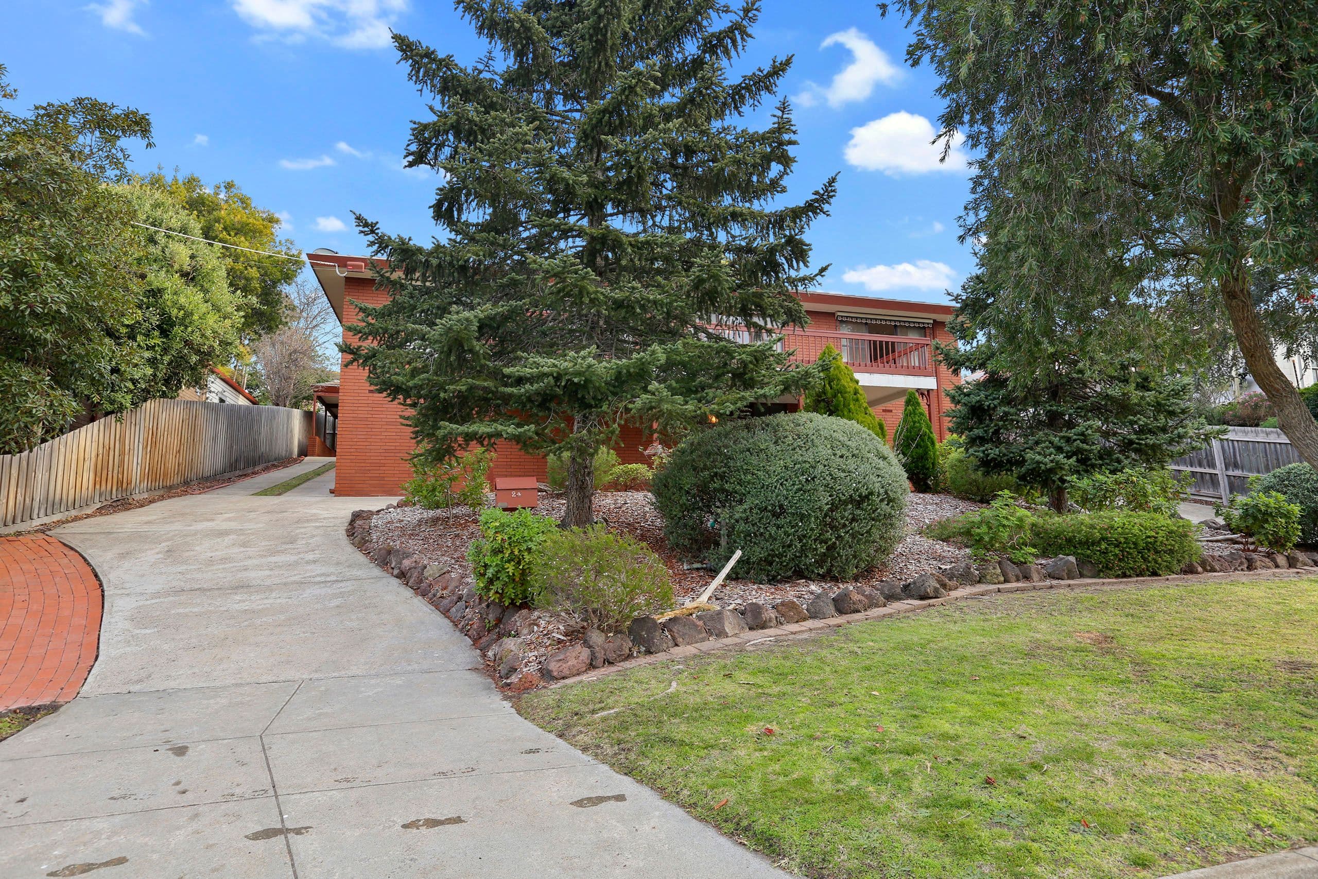 24 Barwon Boulevard, Highton VIC 3216, Highton - Thumbnail 4