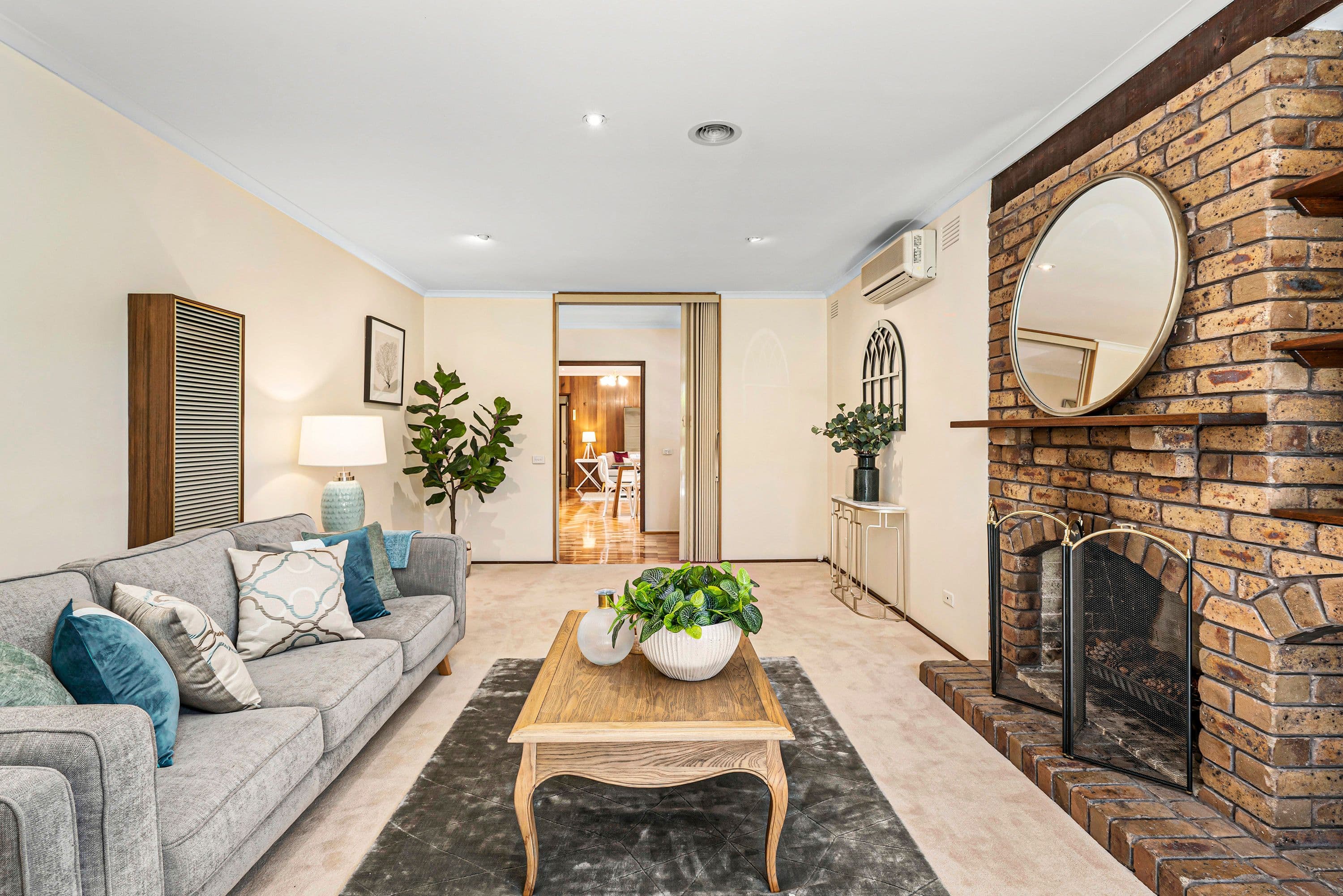 18 Gwynne Street, Mount Waverley VIC 3149, Mount Waverley - Thumbnail 2