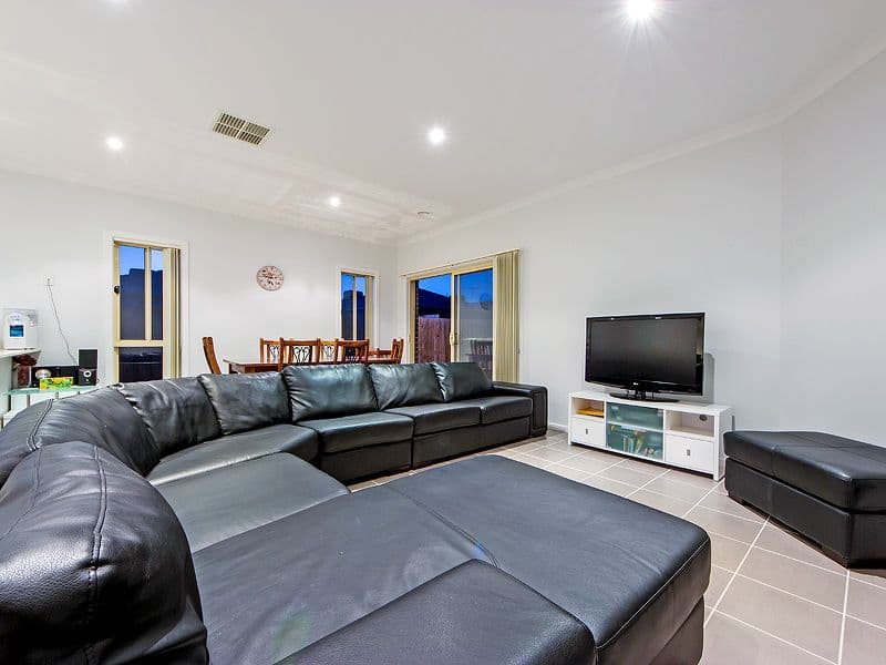 44 Bridlepath Drive, TRUGANINA VIC 3029, Truganina - Thumbnail 7