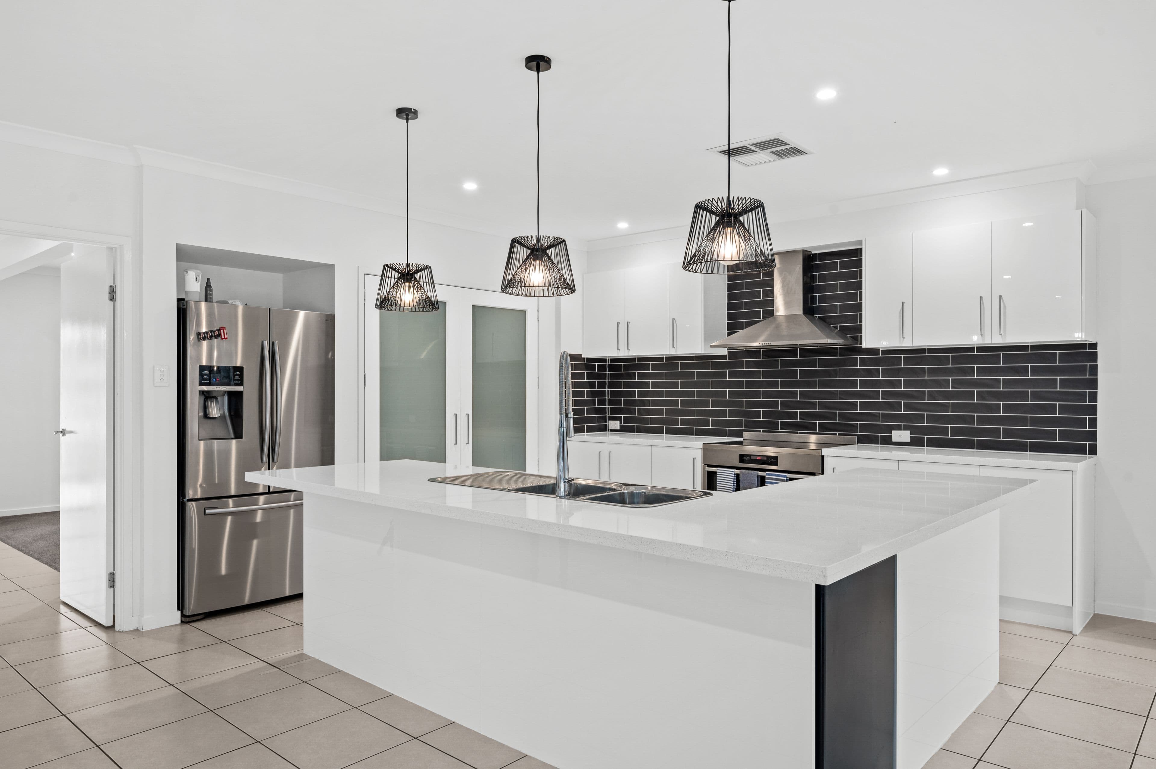 20 Waterhousia Crescent, Brookwater QLD 4300, Brookwater - Thumbnail 3