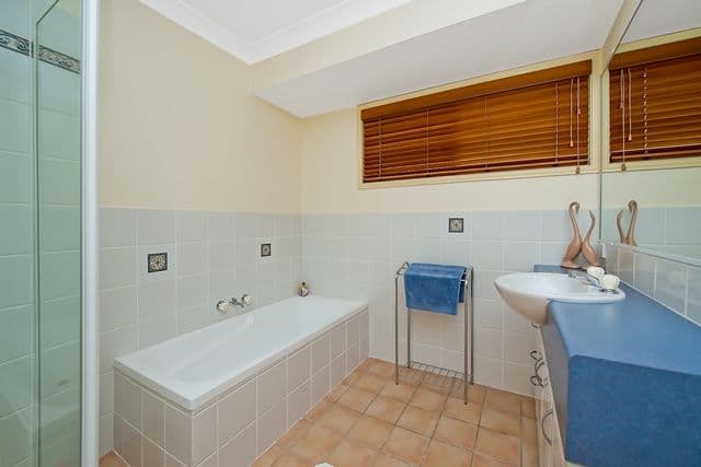 62 Azalea Crescent, CALAMVALE QLD 4116, Calamvale - Thumbnail 7