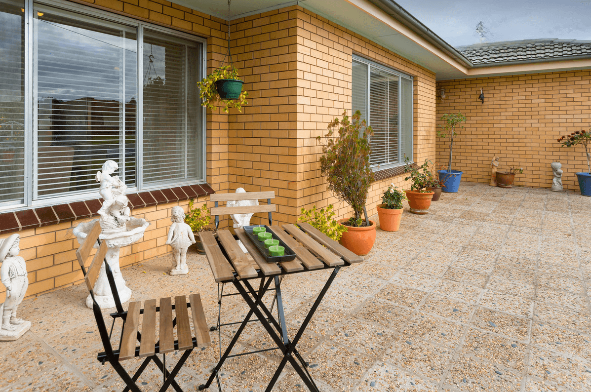 557 Cattlin Avenue, North Albury NSW 2640, North Albury - Thumbnail 2