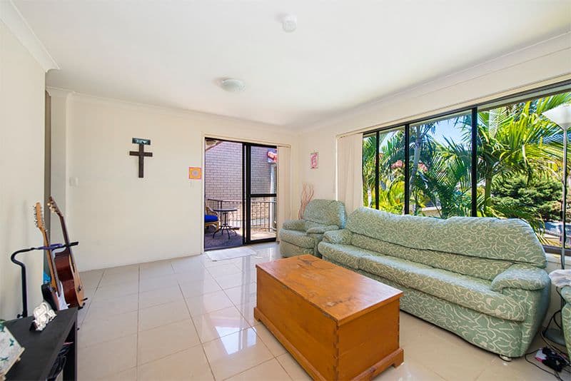 4 Christina Court, Mermaid Waters QLD 4218, Mermaid Waters - Thumbnail 3
