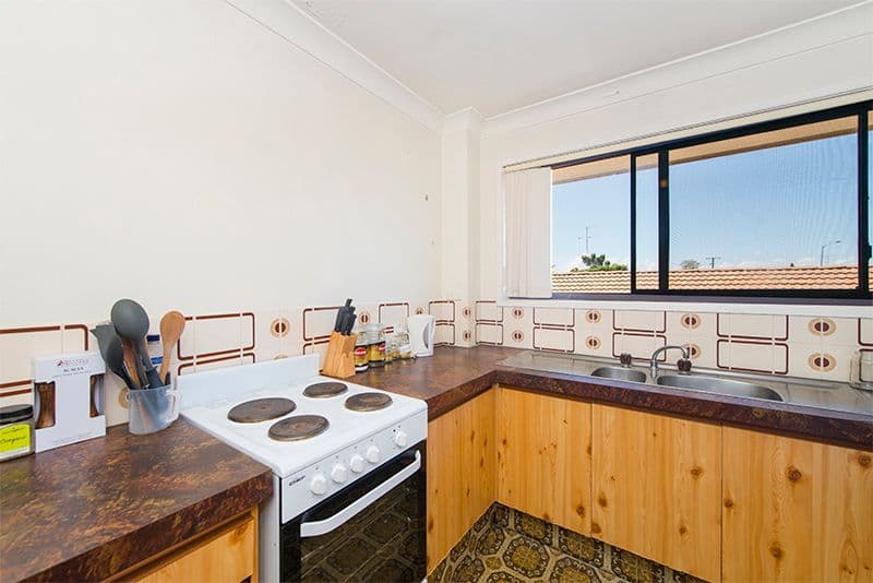 4 Christina Court, Mermaid Waters QLD 4218, Mermaid Waters - Thumbnail 4