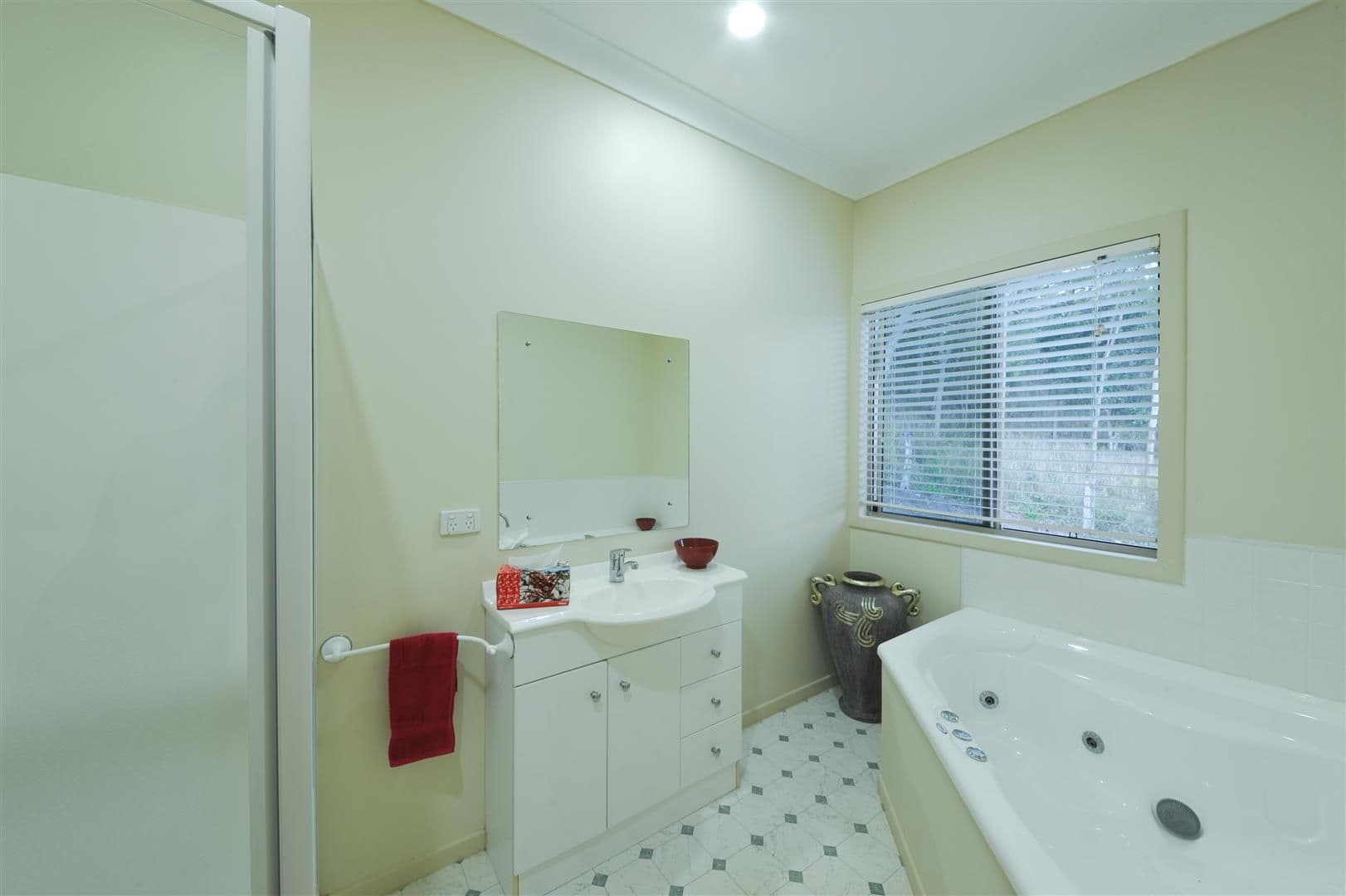 15 Moodys Road, Strathdickie QLD 4800, Strathdickie - Thumbnail 8