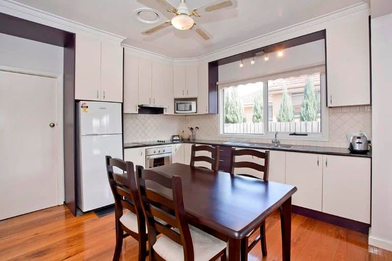 4 Maple Crescent, BELL PARK VIC 3215, Bell Park - Thumbnail 4