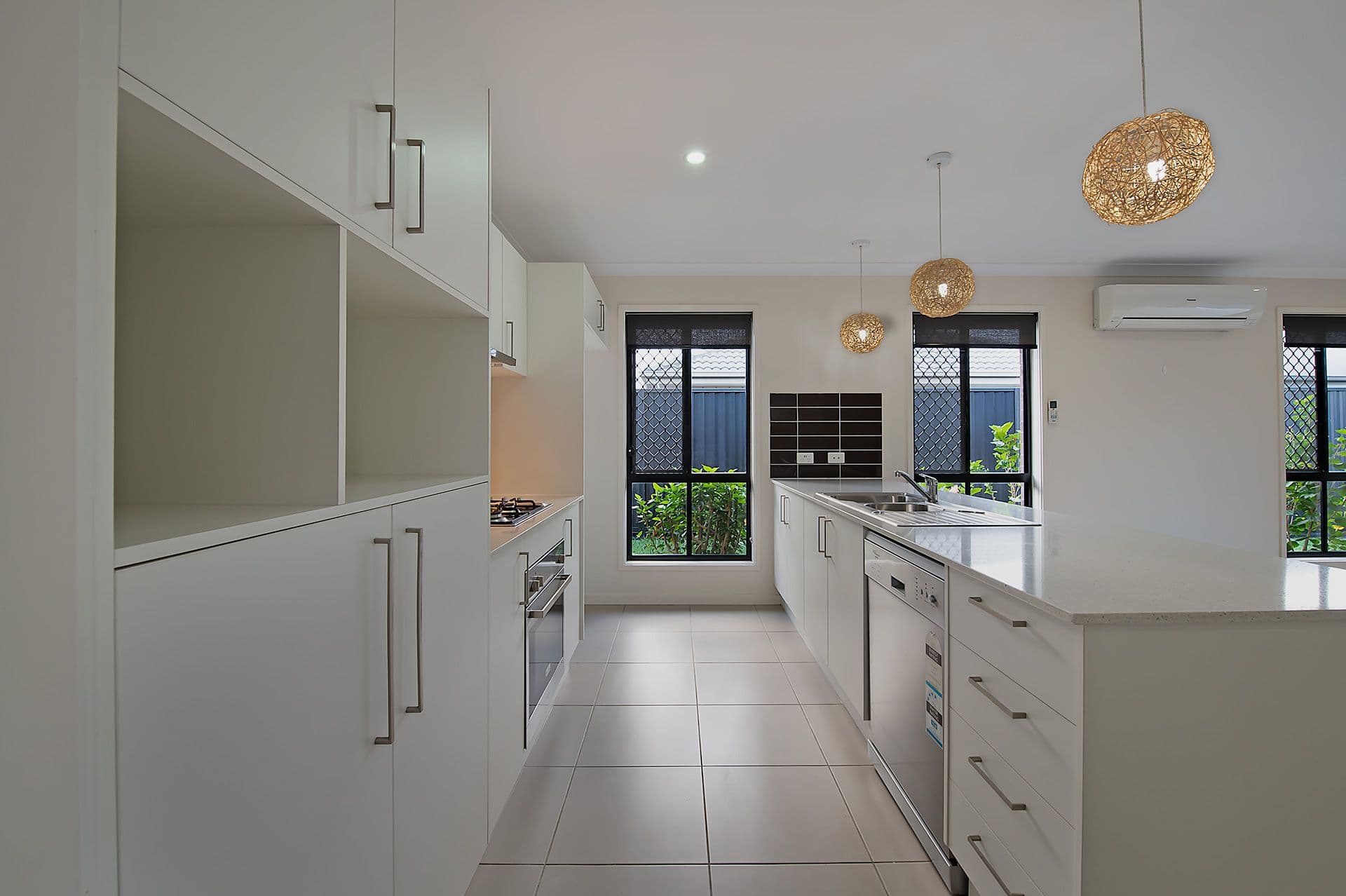 29 Elsey Circuit, North Lakes QLD 4509, North Lakes - Thumbnail 6