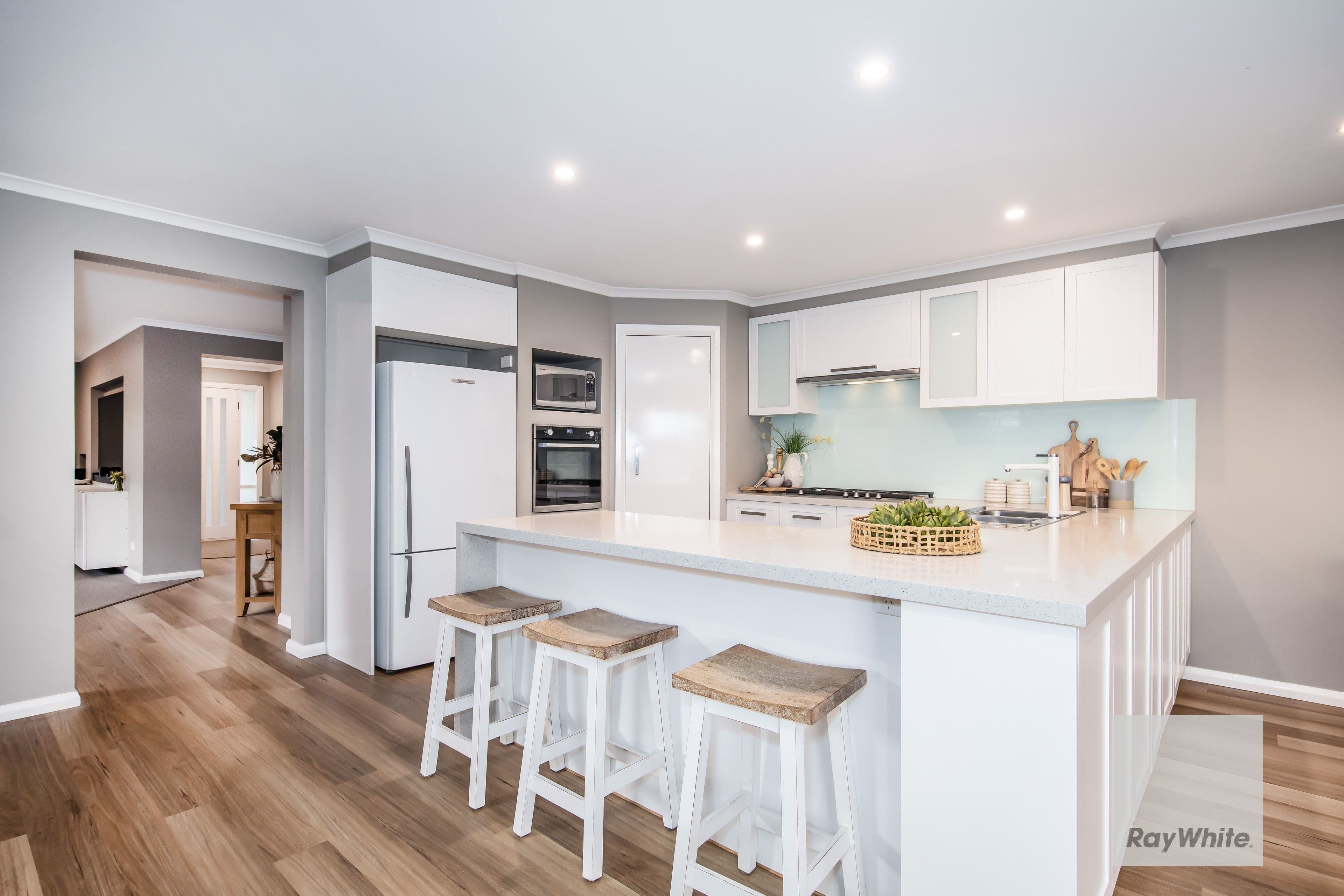 63 Landscape Drive, Hillside VIC 3037, Hillside - Thumbnail 4