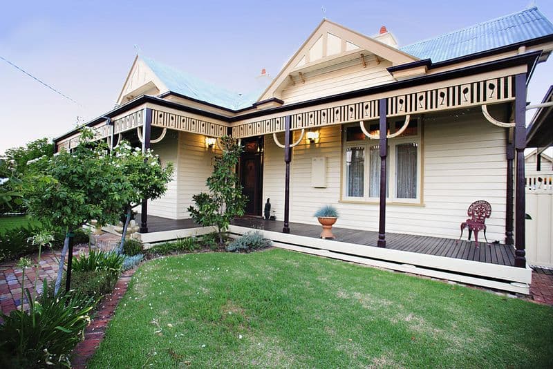 55 Hare Street, ECHUCA VIC 3564, Echuca - Thumbnail 2
