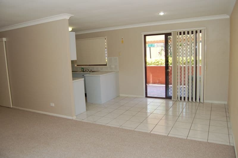 126   Short Street, BORONIA HEIGHTS QLD 4124, Boronia Heights - Thumbnail 4