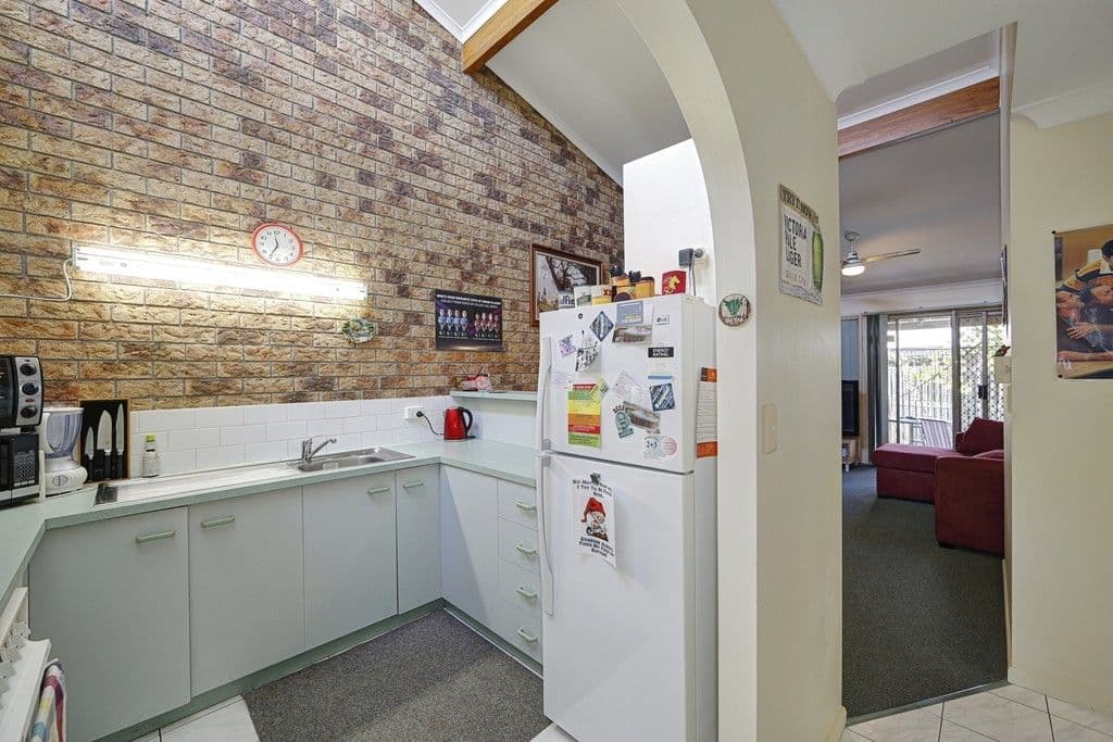 31 Pickett Street, Svensson Heights QLD 4670, Svensson Heights - Thumbnail 4