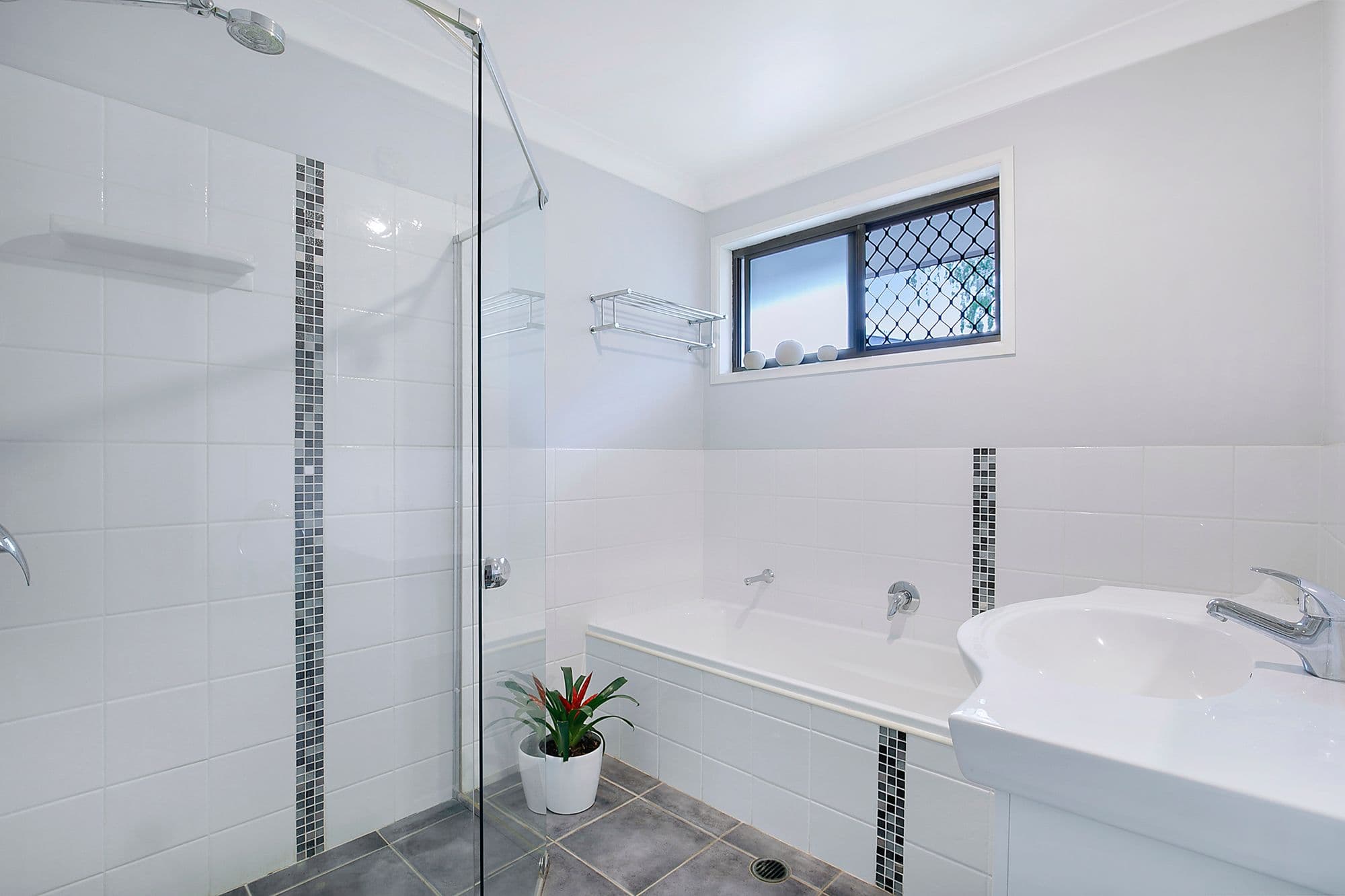6 Sherington Street, Alexandra Hills QLD 4161, Alexandra Hills - Thumbnail 4