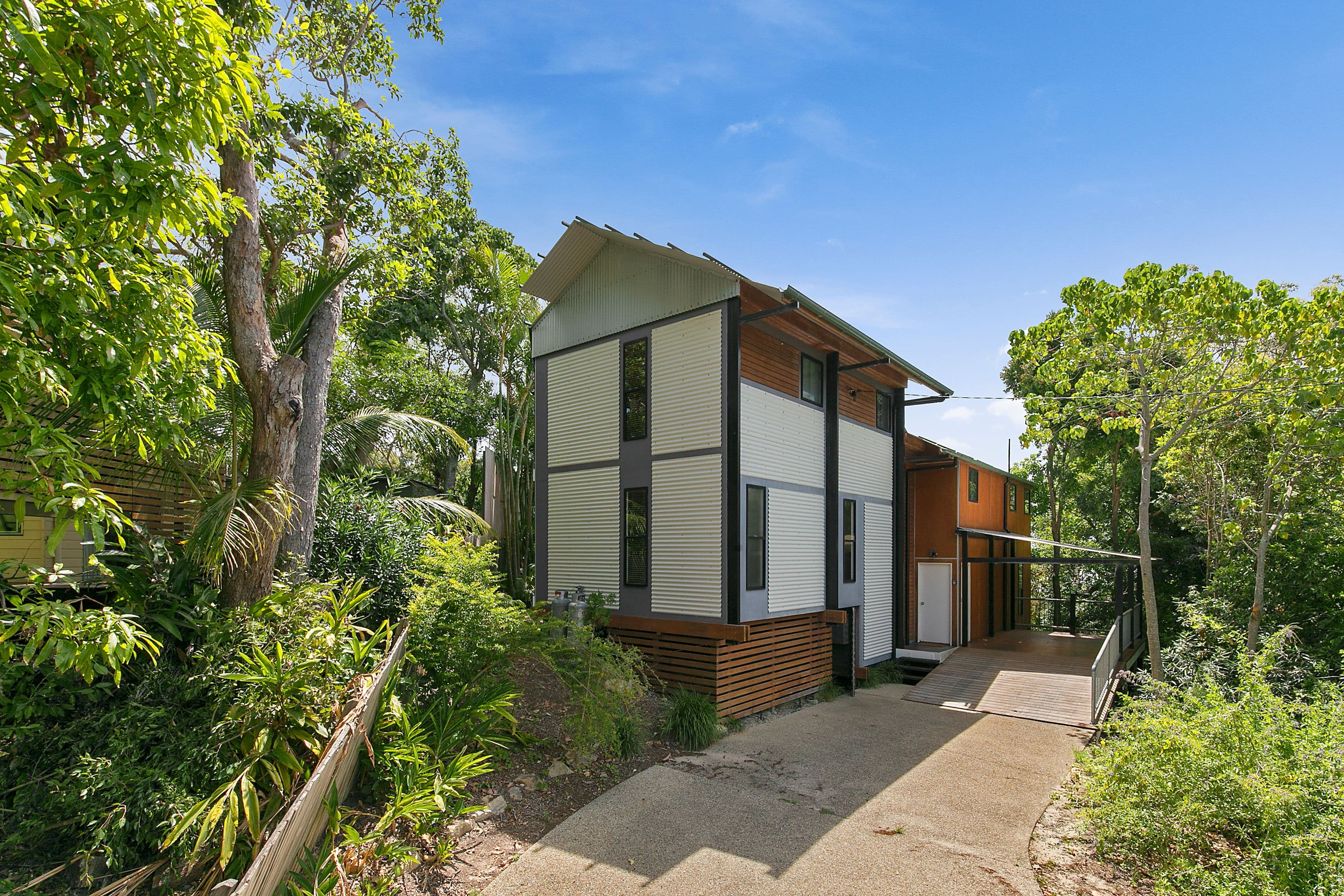 6 Billa Street, Point Lookout QLD 4183, Point Lookout - Thumbnail 4