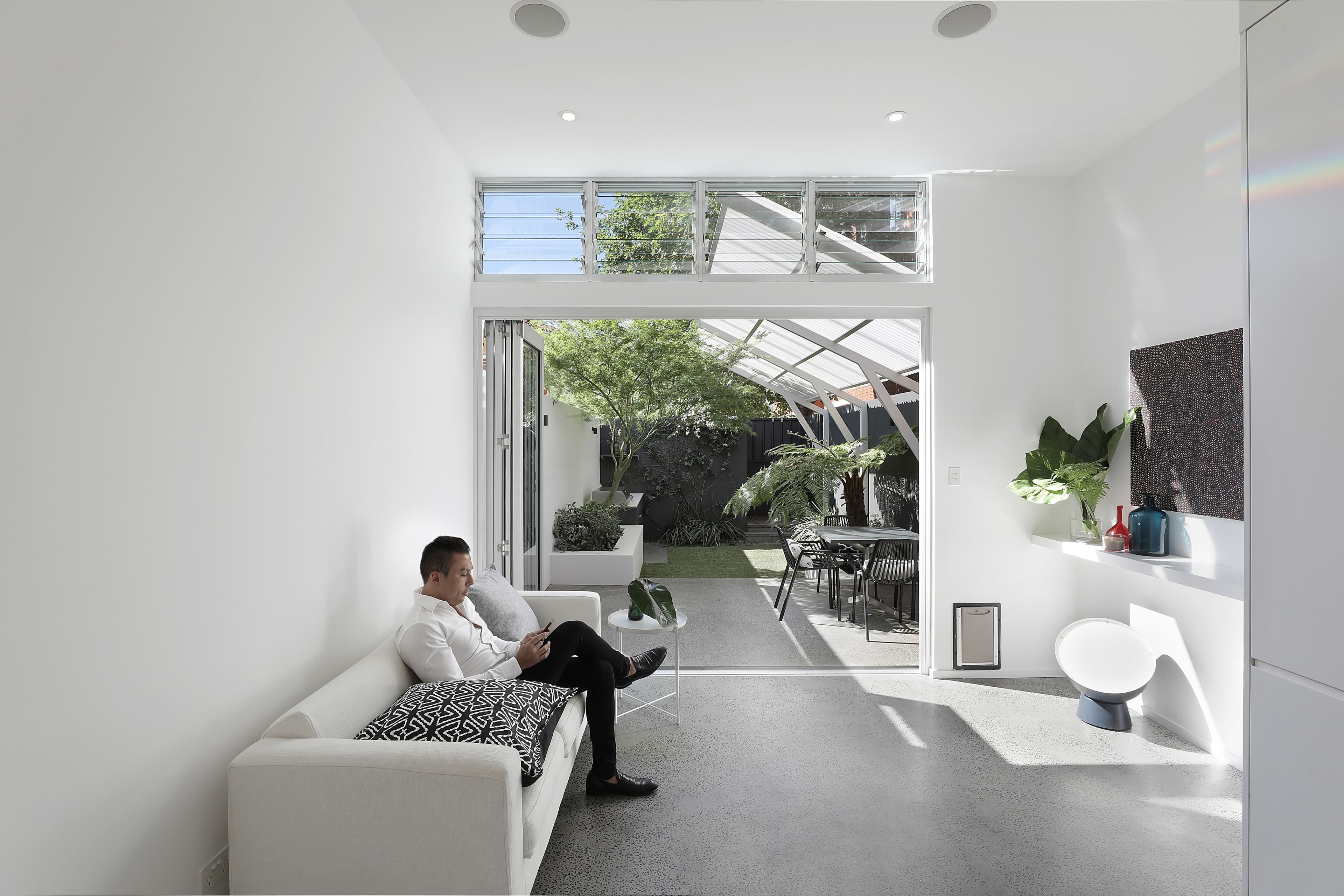 41 Laura Street, Newtown - Thumbnail 3