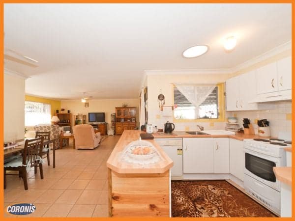 7 Barcrest Court, Crestmead - Thumbnail 7