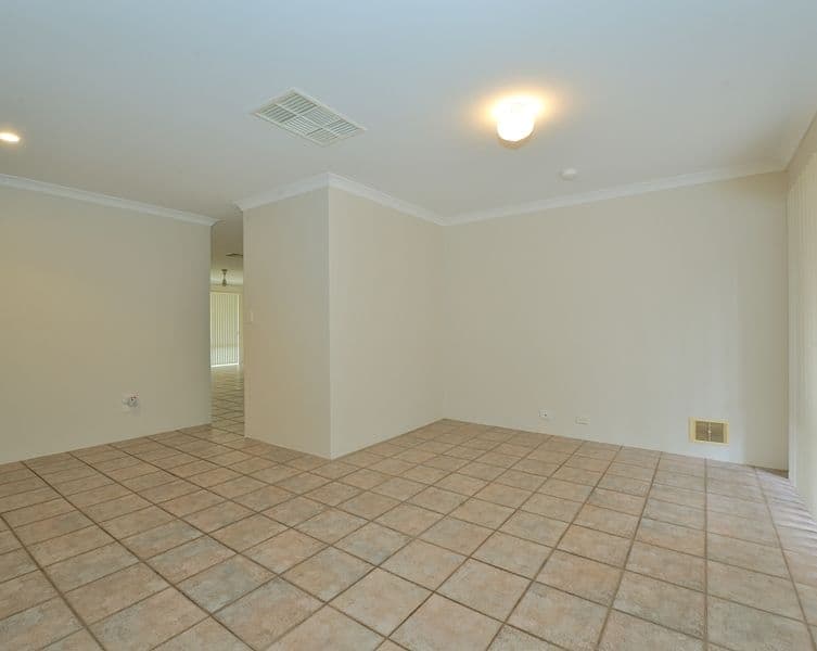 13 Limoges Elbow, PORT KENNEDY WA 6172, Port Kennedy - Thumbnail 6