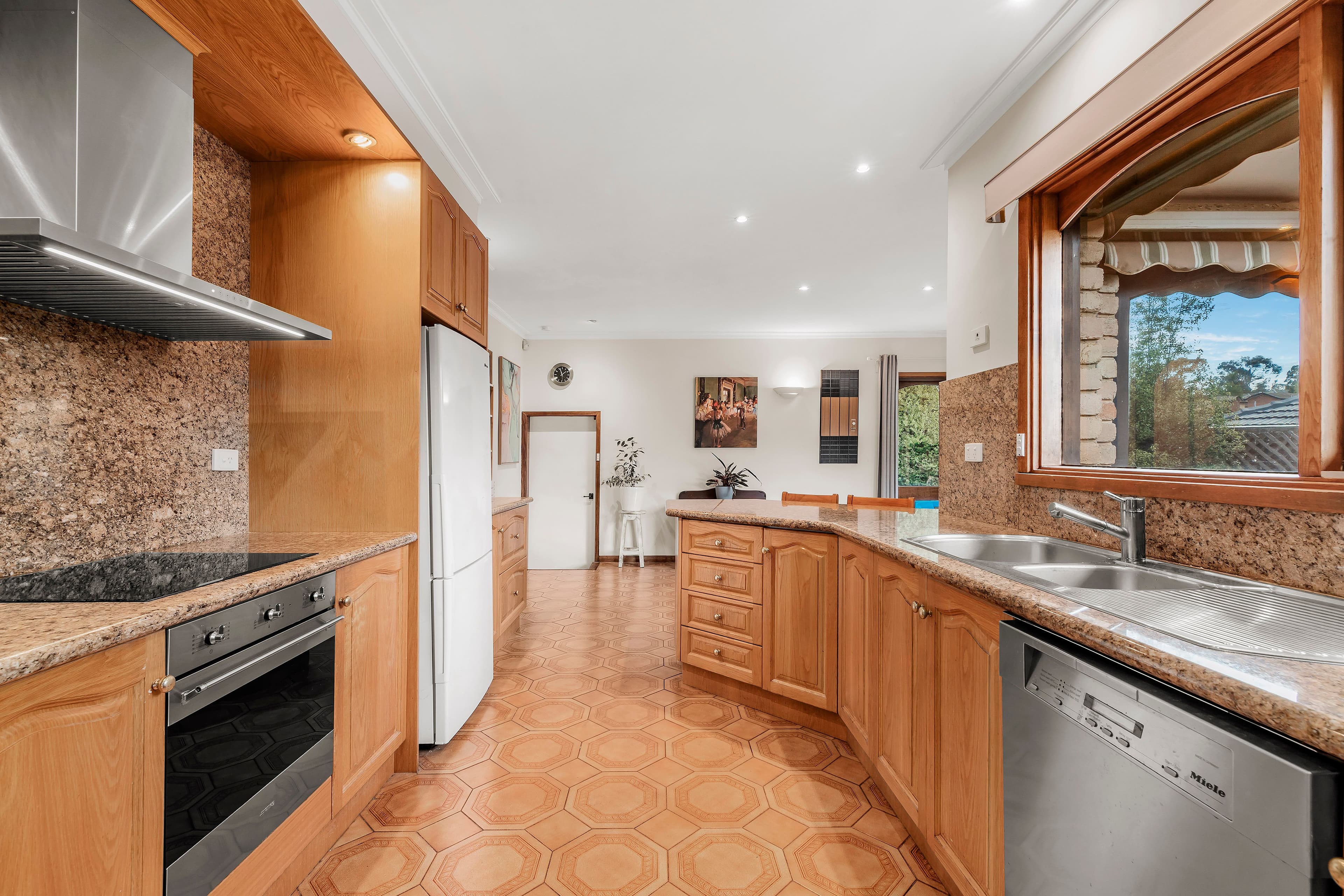 28 Halifax Avenue, Heidelberg VIC 3084, Heidelberg - Thumbnail 4