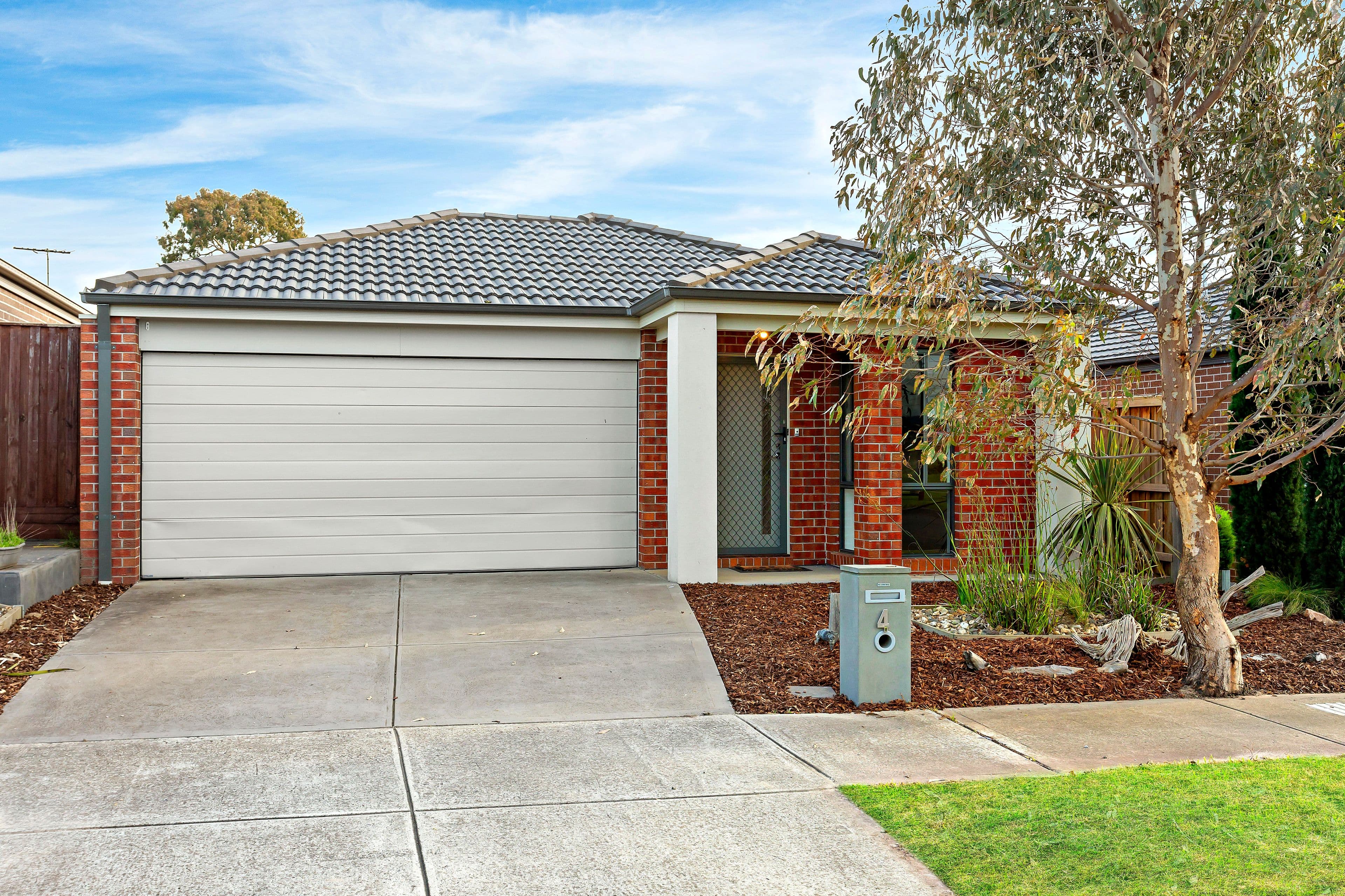4 Travertine Crescent, Doreen VIC 3754, Doreen - Image 1