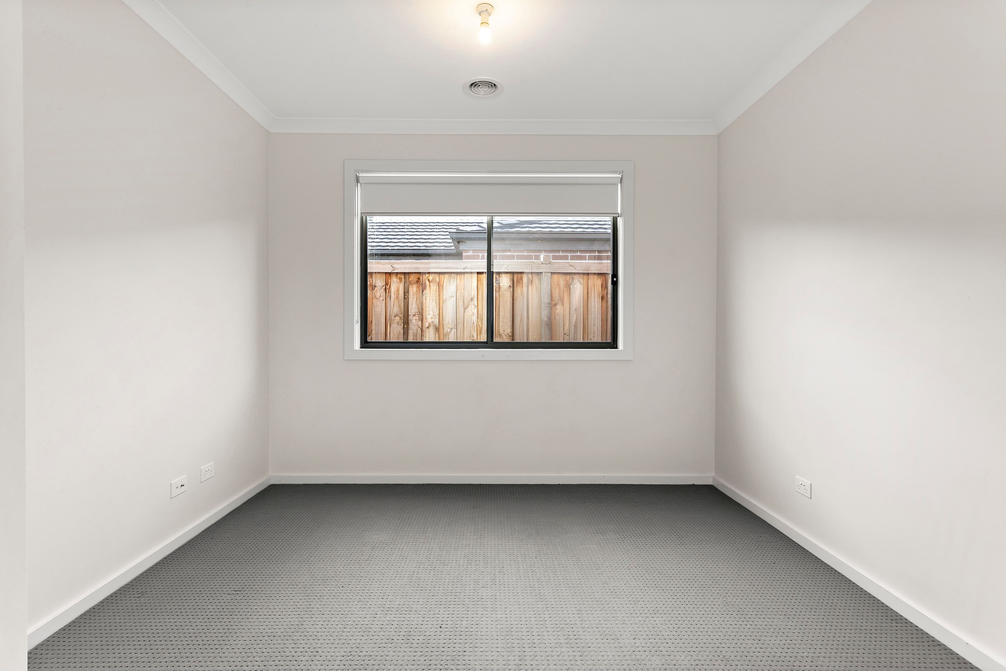 4 Travertine Crescent, Doreen VIC 3754, Doreen - Thumbnail 7