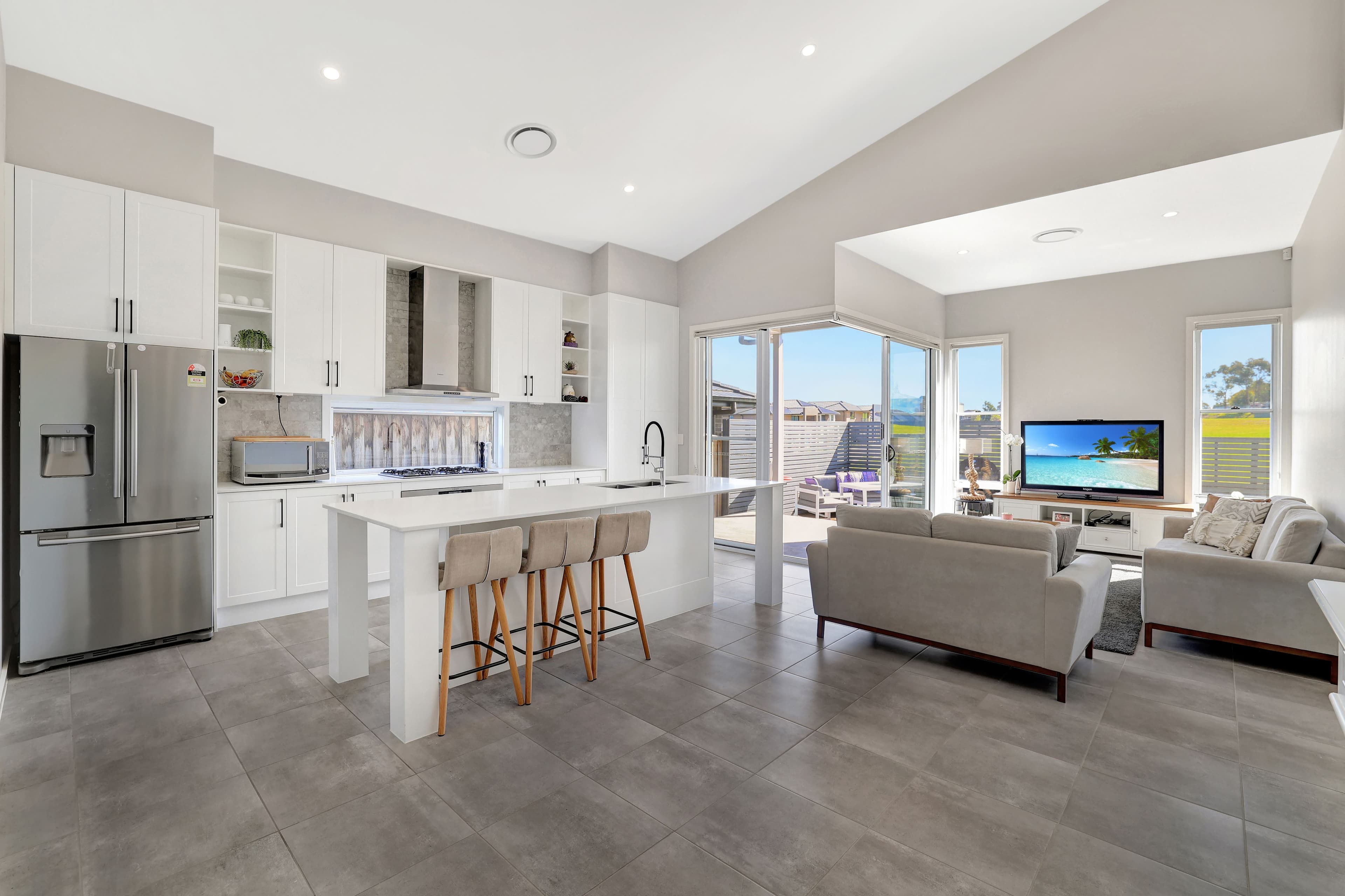 55 Bluebell Crescent, Spring Farm NSW 2570, Spring Farm - Thumbnail 5