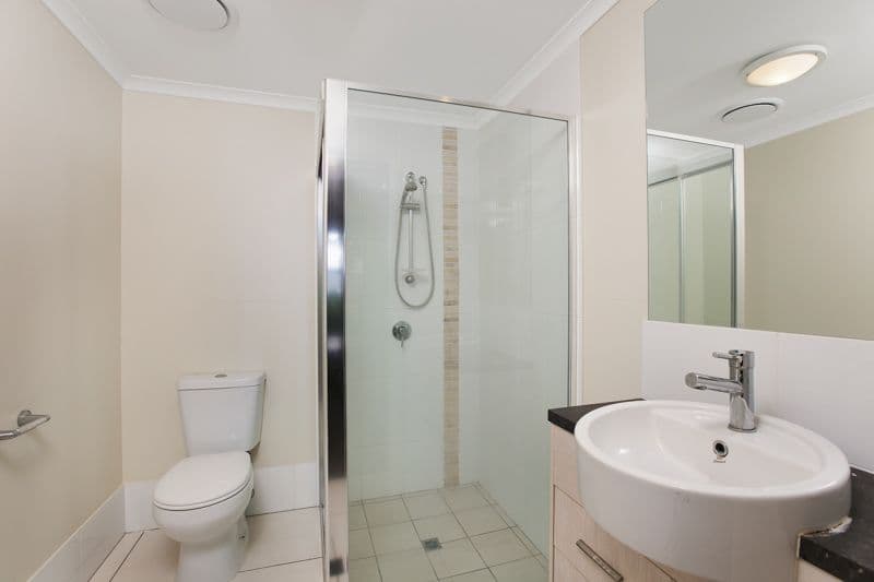 9-11 McLean Street, CAIRNS NORTH QLD 4870, Cairns North - Thumbnail 7