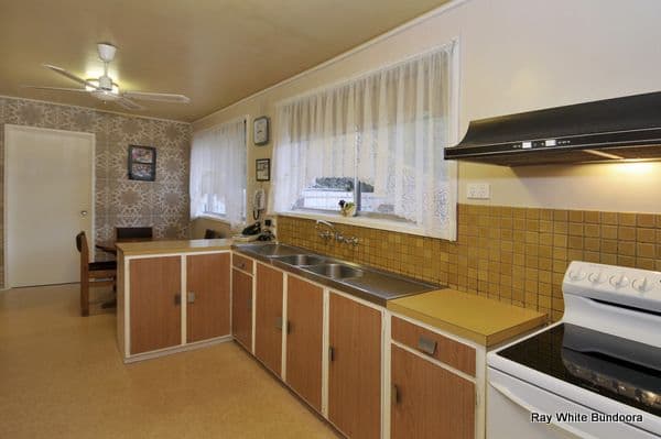 68 Greenwood Drive, BUNDOORA VIC 3083, Bundoora - Thumbnail 6