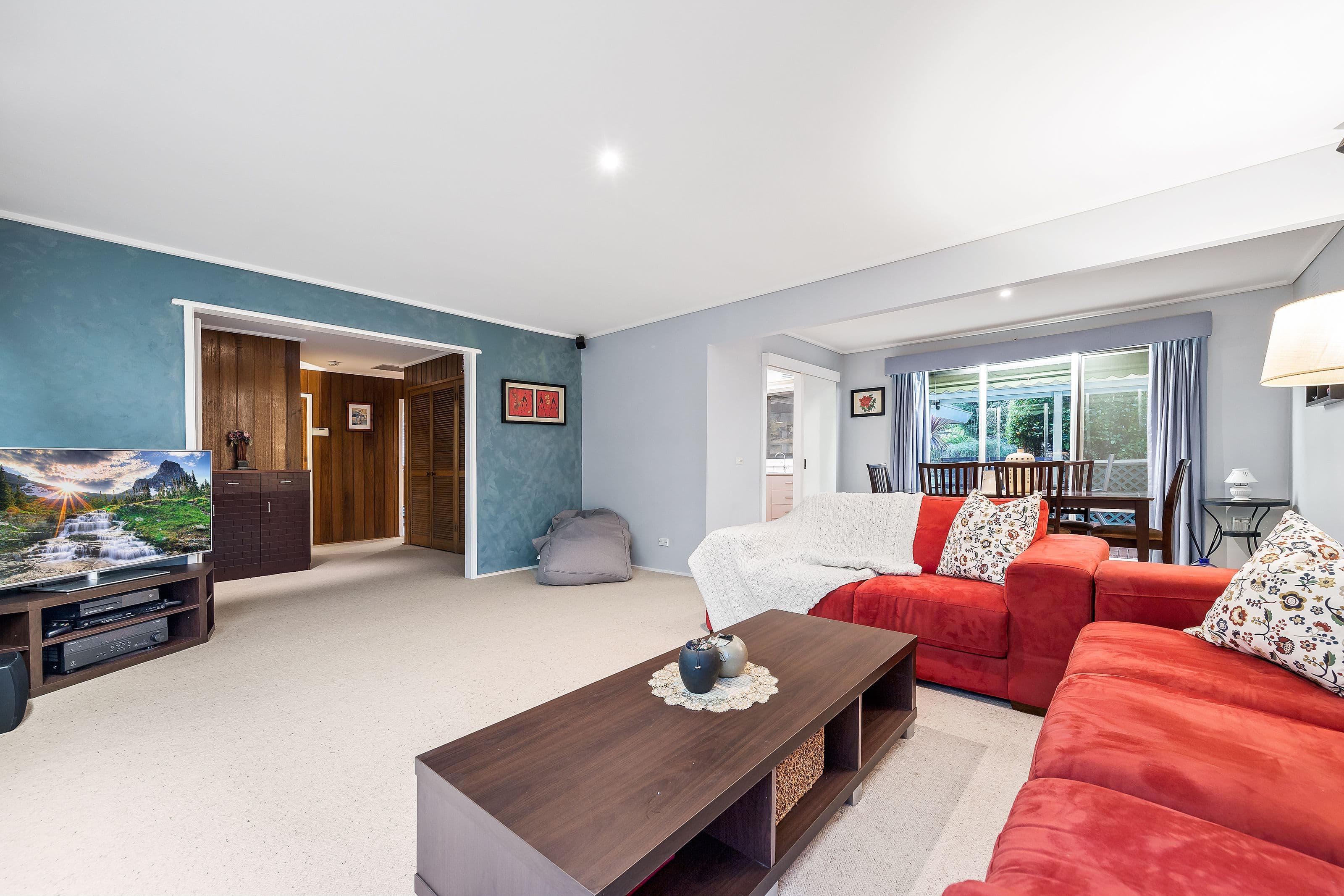 9 Arnold Drive, Scoresby VIC 3179, Scoresby - Thumbnail 2